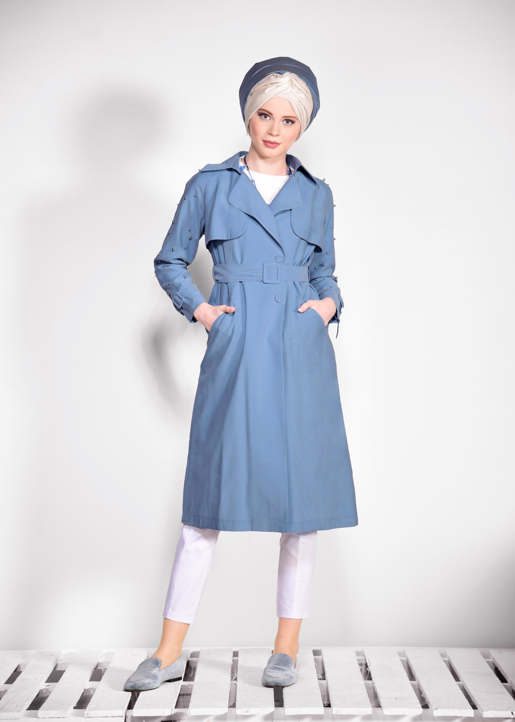 Tesettür giyim MAVİ KOLLARI BONCUKLU KEMERLİ TRENÇKOT 4206