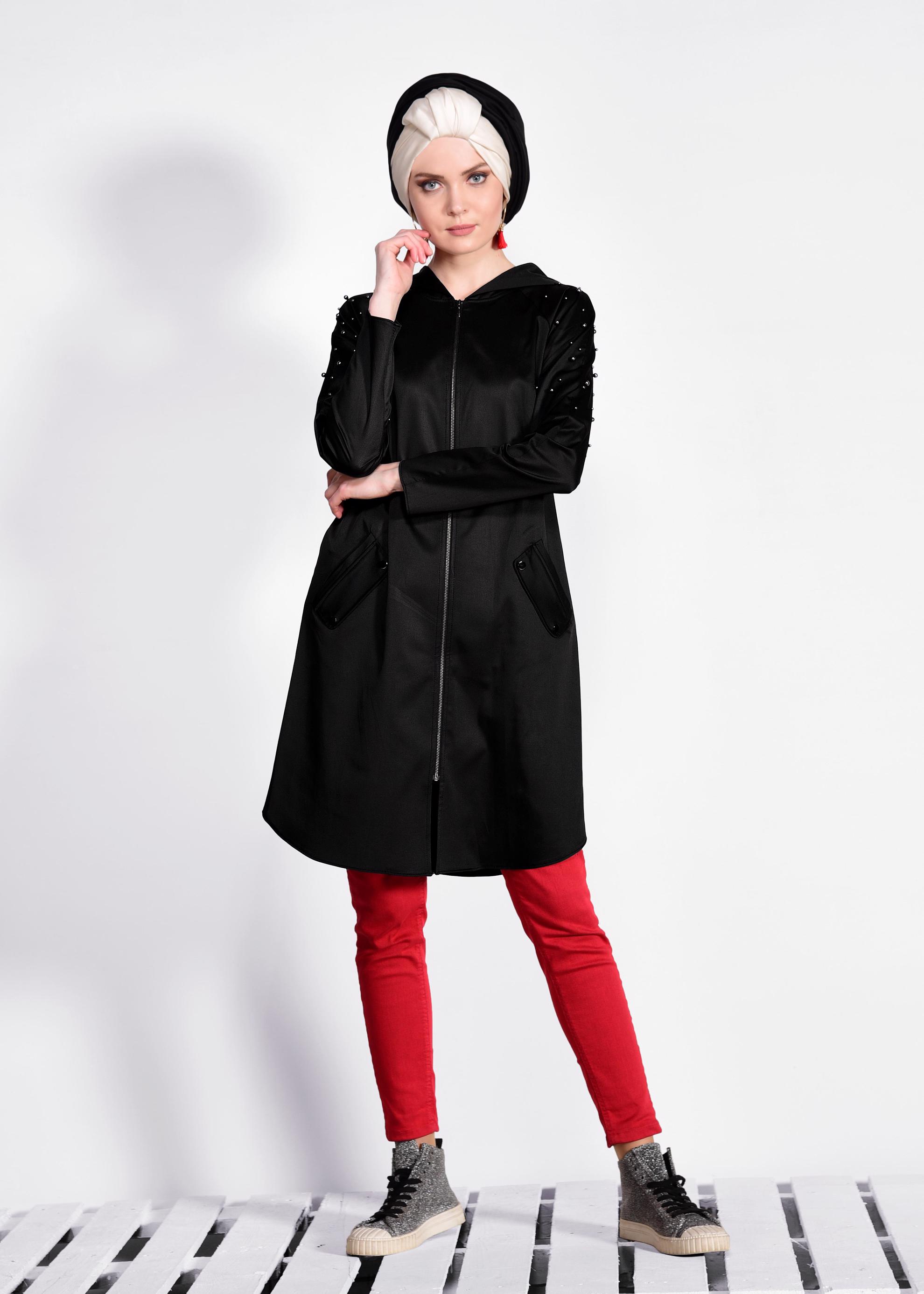 Tesettür giyim SİYAH İNCİ DETAYLI KAPÜŞONLU GİY ÇIK 4247