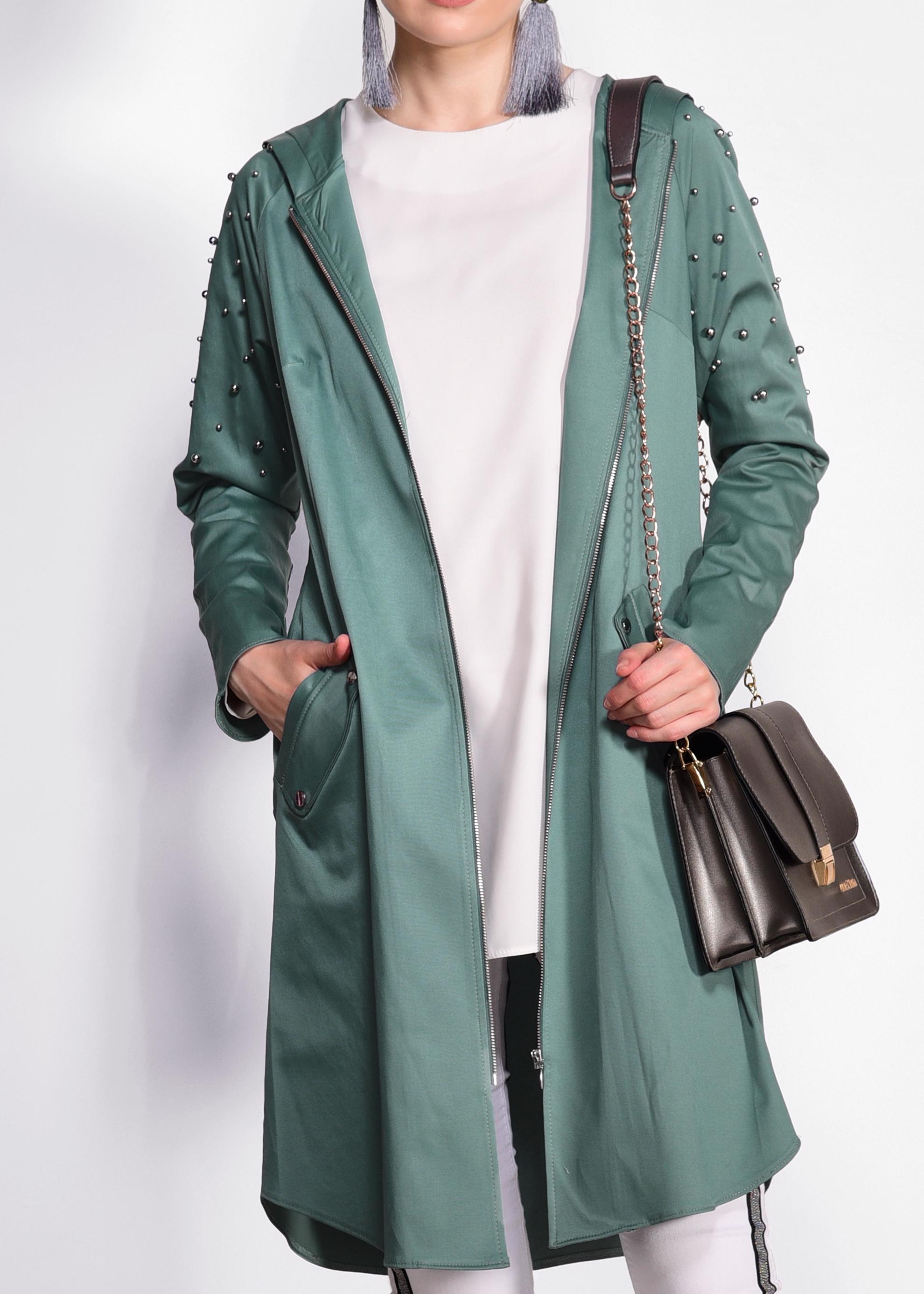 Tesettür giyim YEŞİL İNCİ DETAYLI KAPÜŞONLU GİY ÇIK 4247