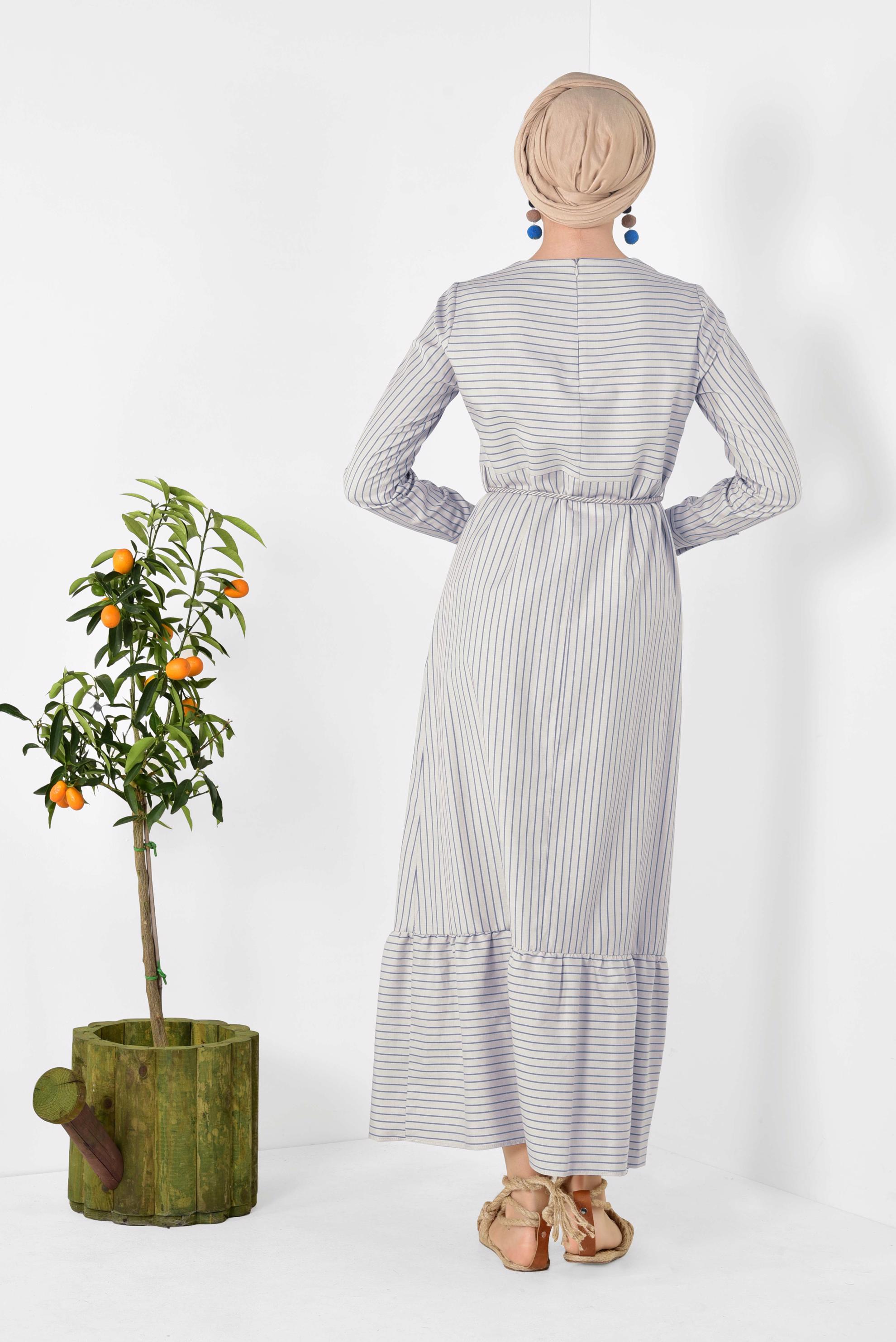 Tesettür giyim BEJ BELİ KEMERLİ ÇİZGİ DESENLİ ELBİSE 4013