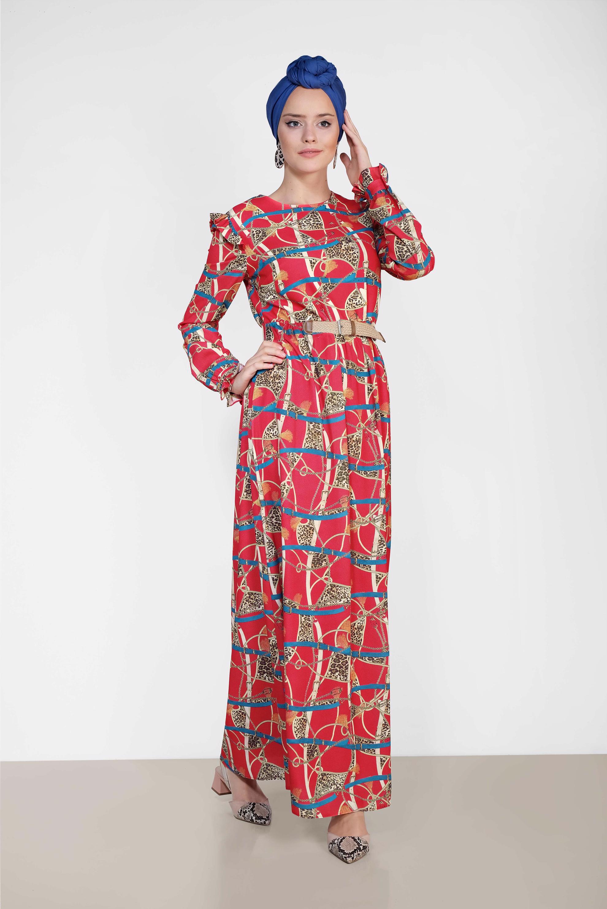 Tesettür giyim KIRMIZI DESENLİ VE KEMERLİ UZUN ELBİSE 4104