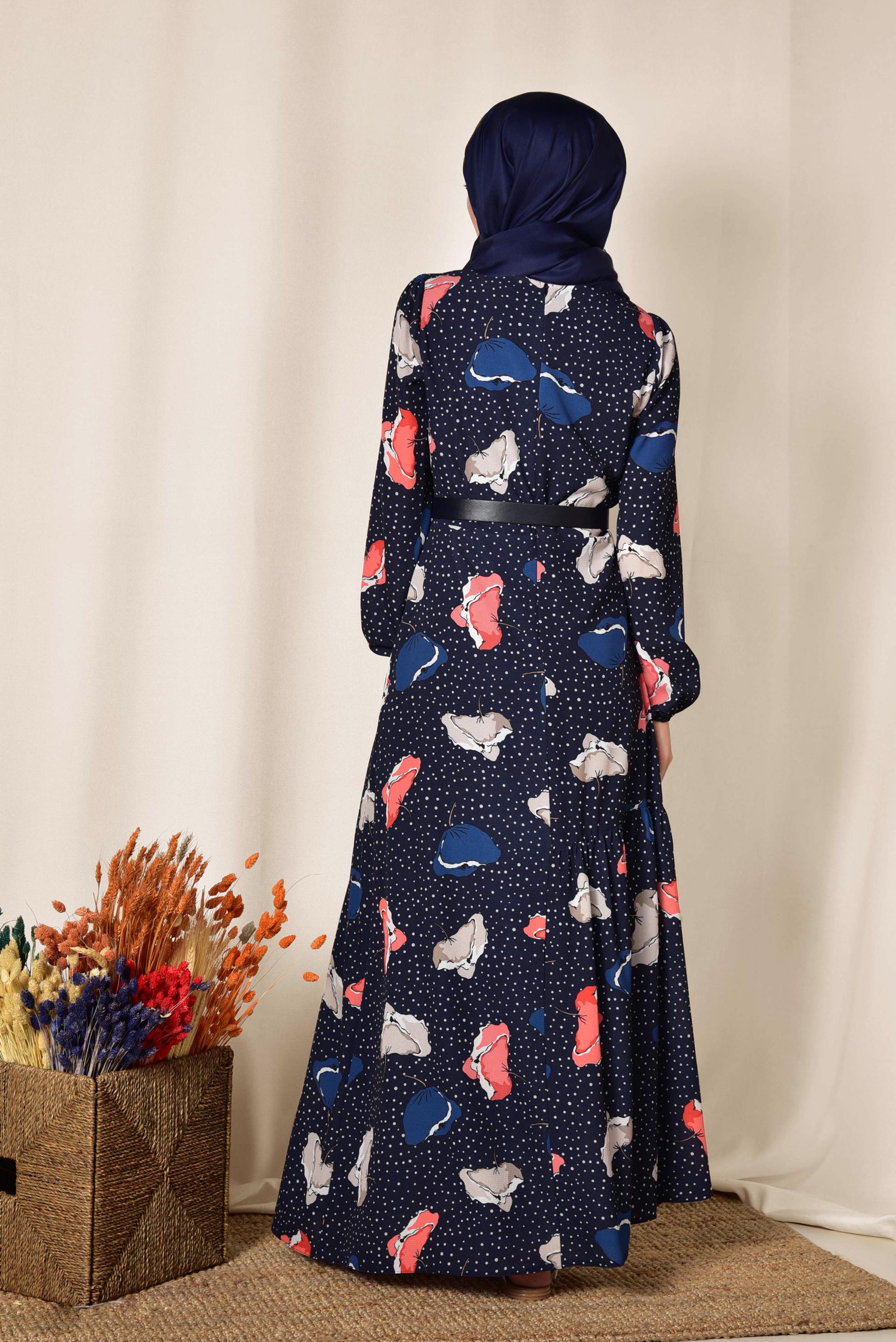 Tesettür giyim LACİVERT KEMER DETAYLI DESENLİ ELBİSE 4106