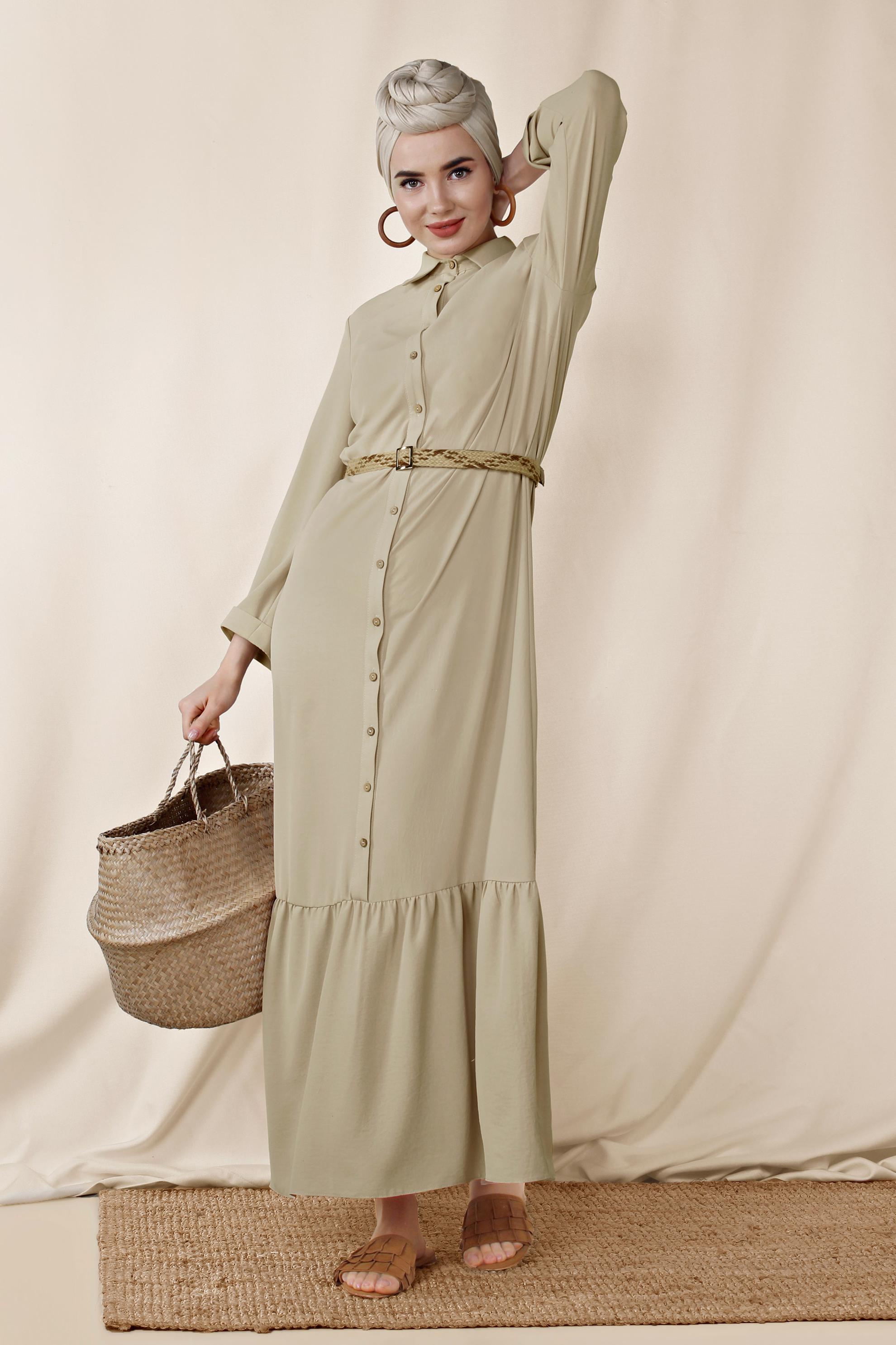 Tesettür giyim BEJ ÖNDEN DÜĞMELİ ERKEK YAKA UZUN ELBİSE 4128