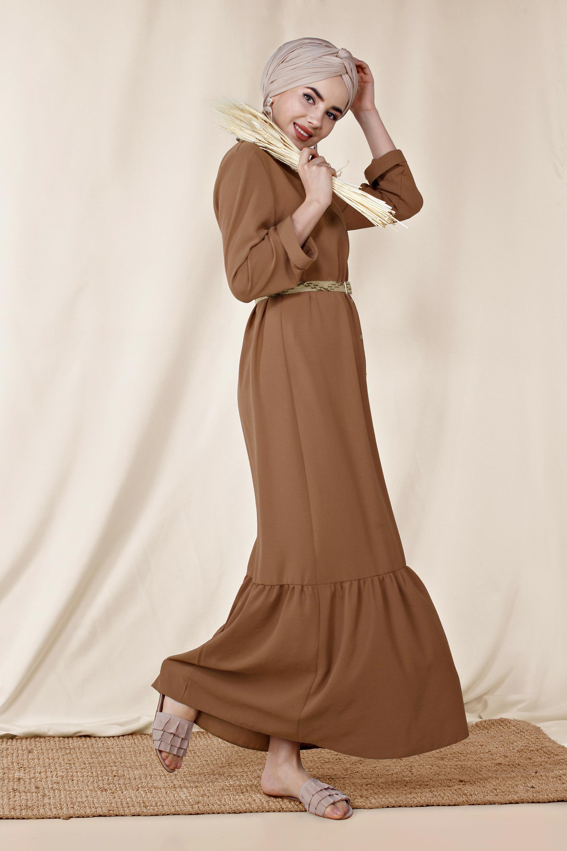 Tesettür giyim KAHVE ÖNDEN DÜĞMELİ ERKEK YAKA UZUN ELBİSE 4128