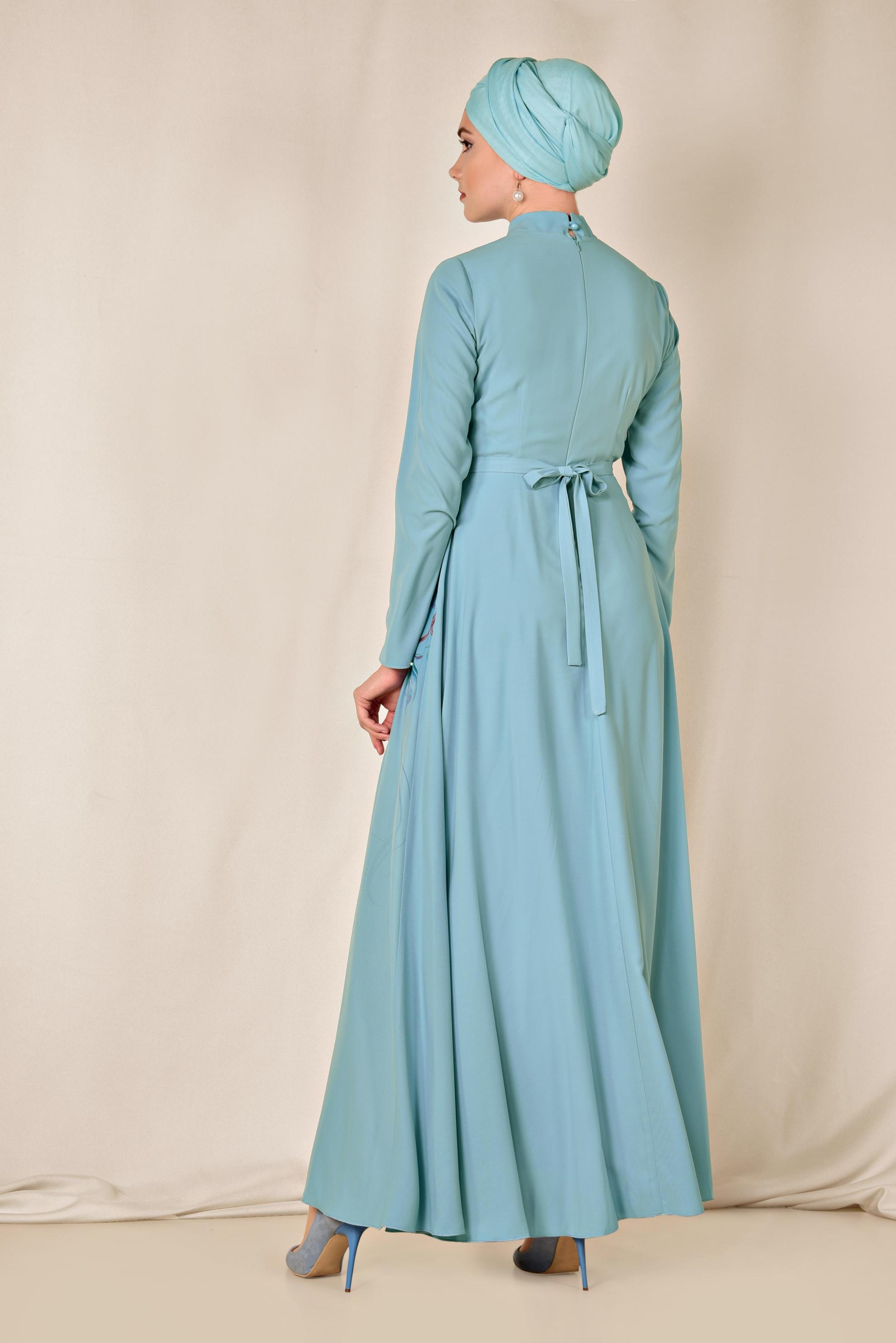 Tesettür giyim BEYAZ FLORAL DESENLİ BELİ KUŞAKLI ELBİSE 4144