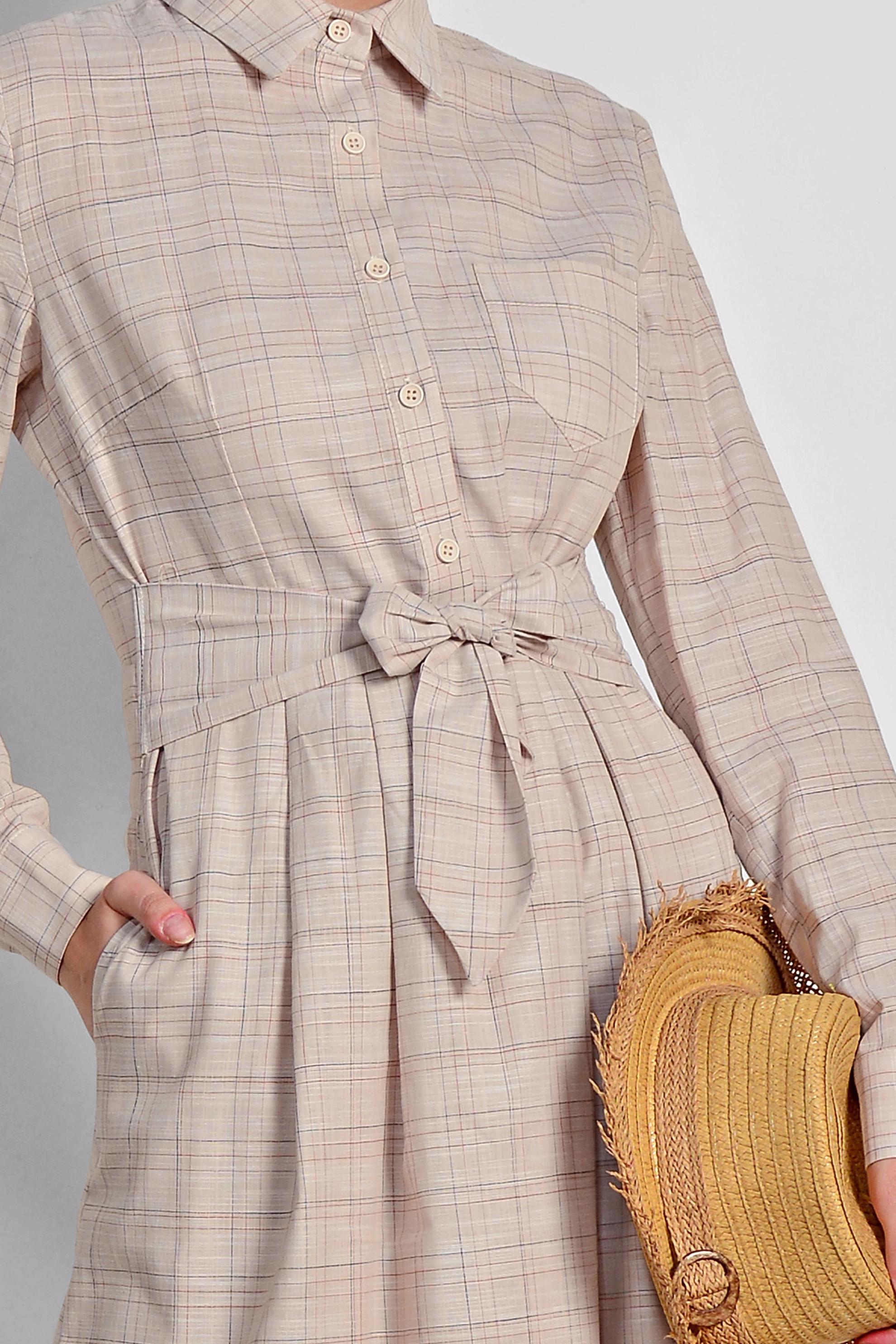 Tesettür giyim BEJ EKOSE DESENLİ CEPLİ ELBİSE 4167