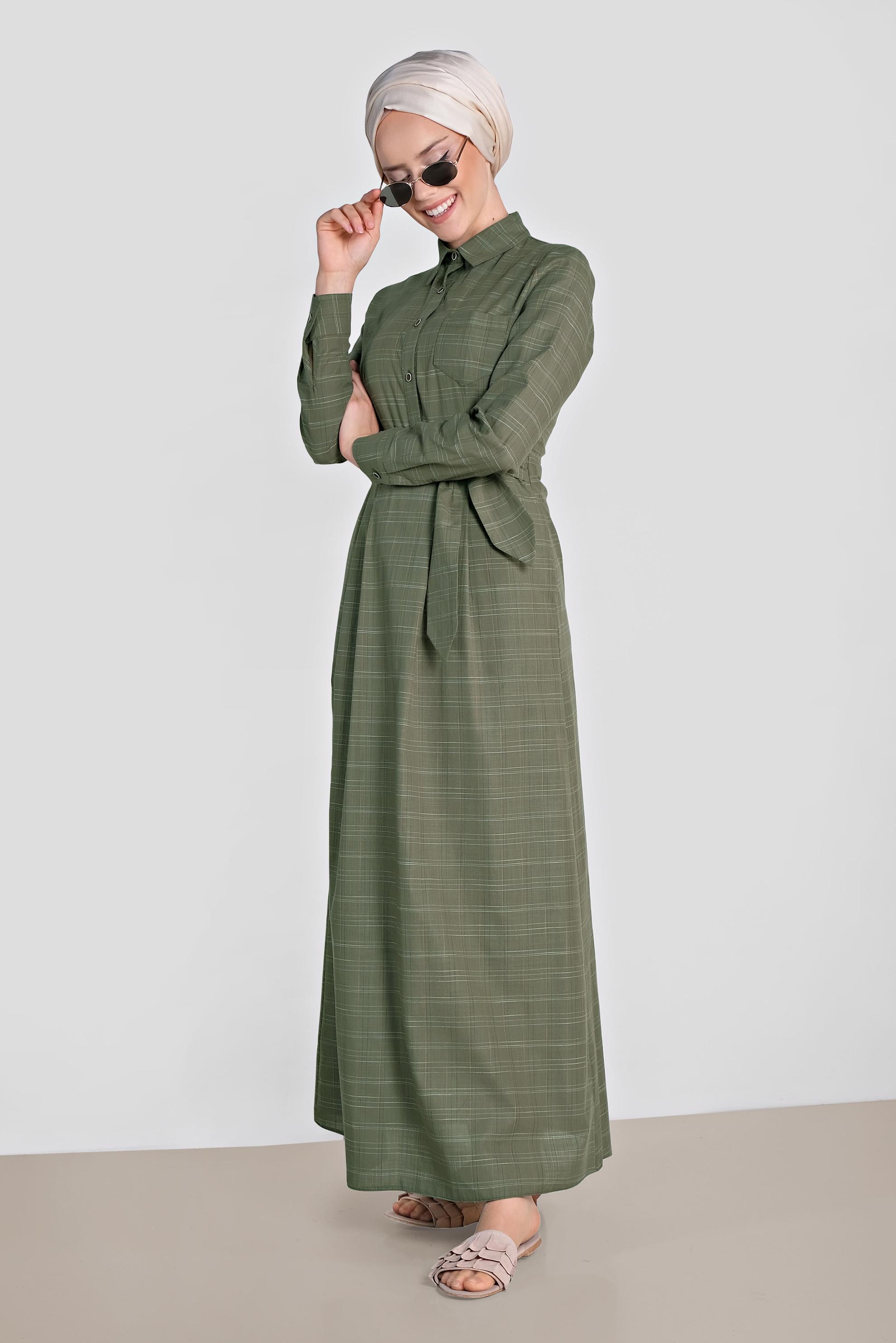 Tesettür giyim HAKİ EKOSE DESENLİ CEPLİ ELBİSE 4167