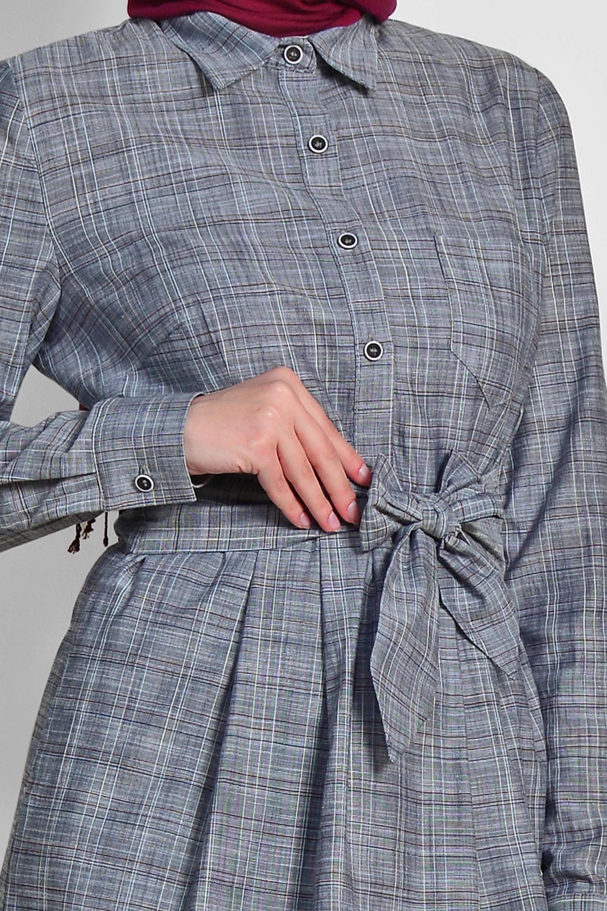 Tesettür giyim LACİVERT EKOSE DESENLİ CEPLİ ELBİSE 4167