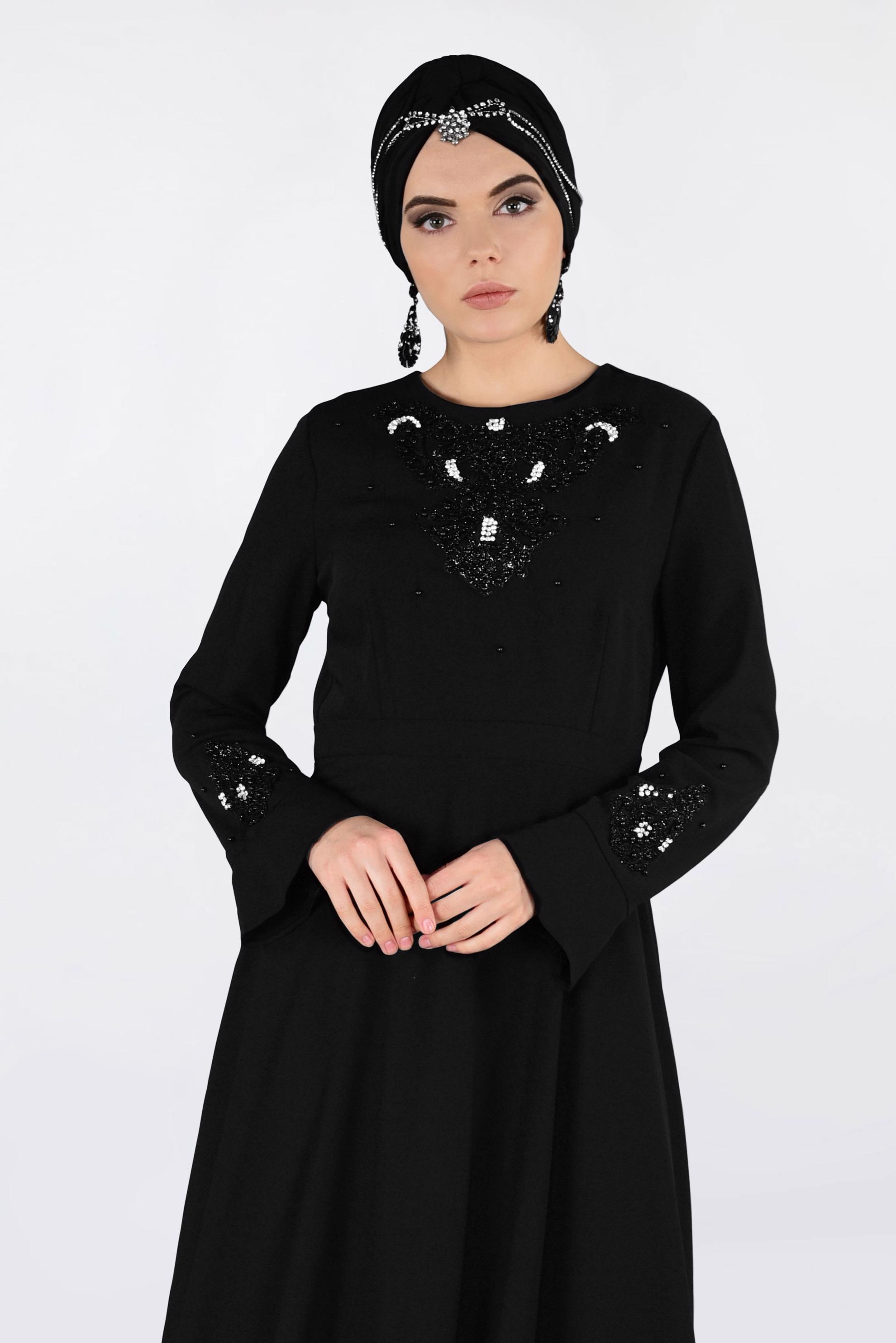 Tesettür giyim SİYAH TAŞ VE BONCUK İŞLEMELİ ABİYE ELBİSE 4220