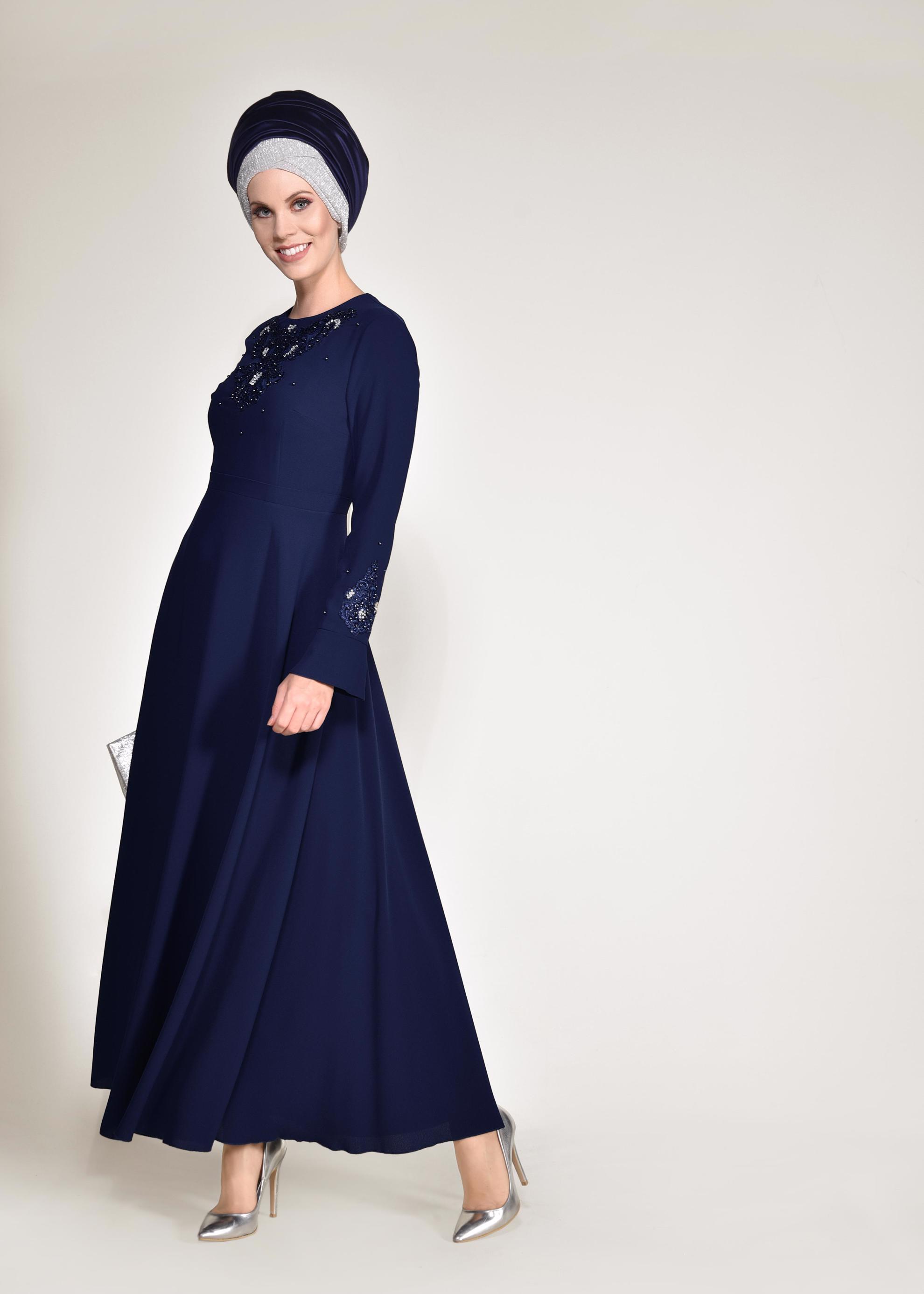 Tesettür giyim LACİVERT TAŞ VE BONCUK İŞLEMELİ ABİYE ELBİSE 4220