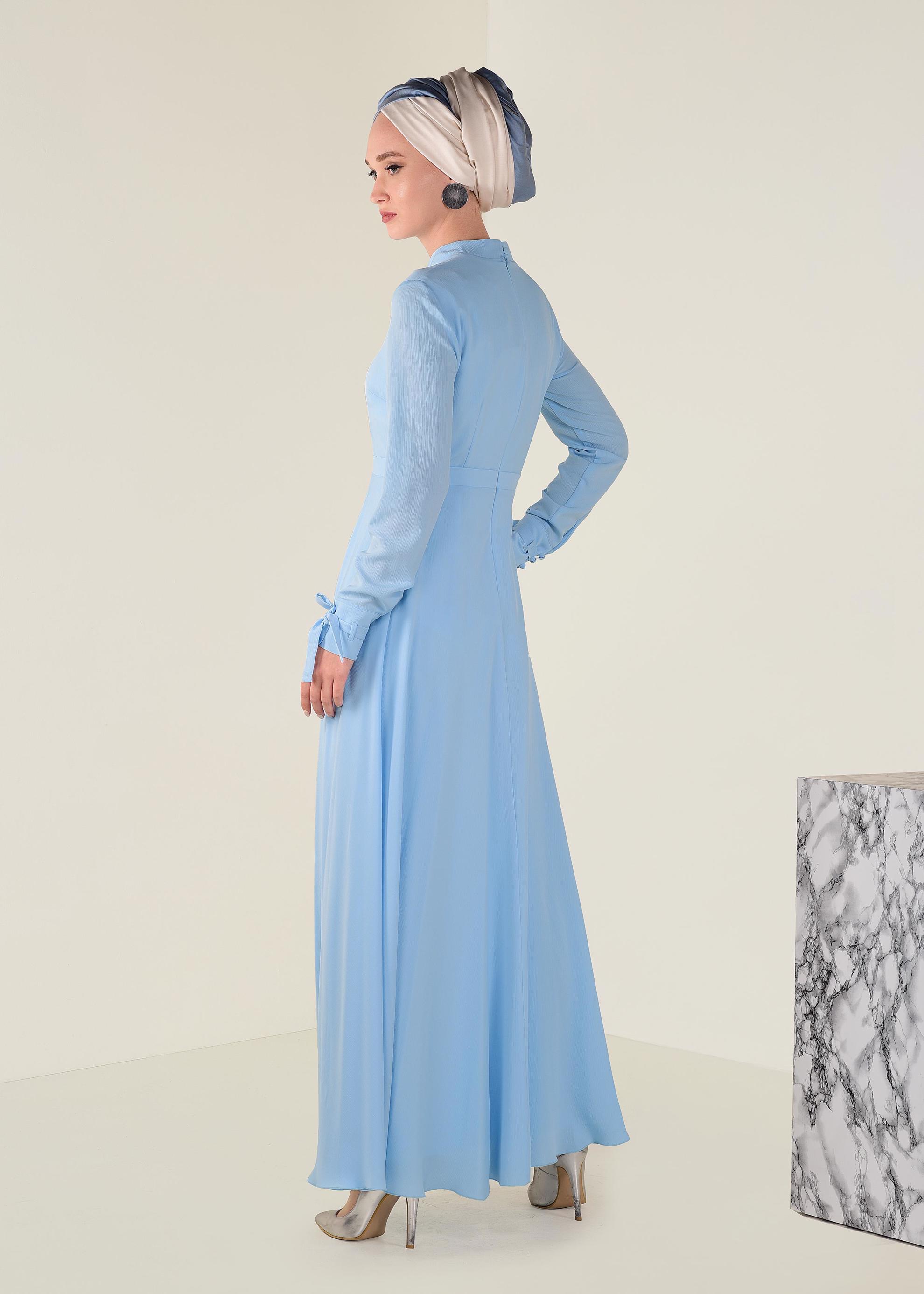 Tesettür giyim MAVİ YAKASI BAĞCIKLI FERMUARLI ELBİSE 4256