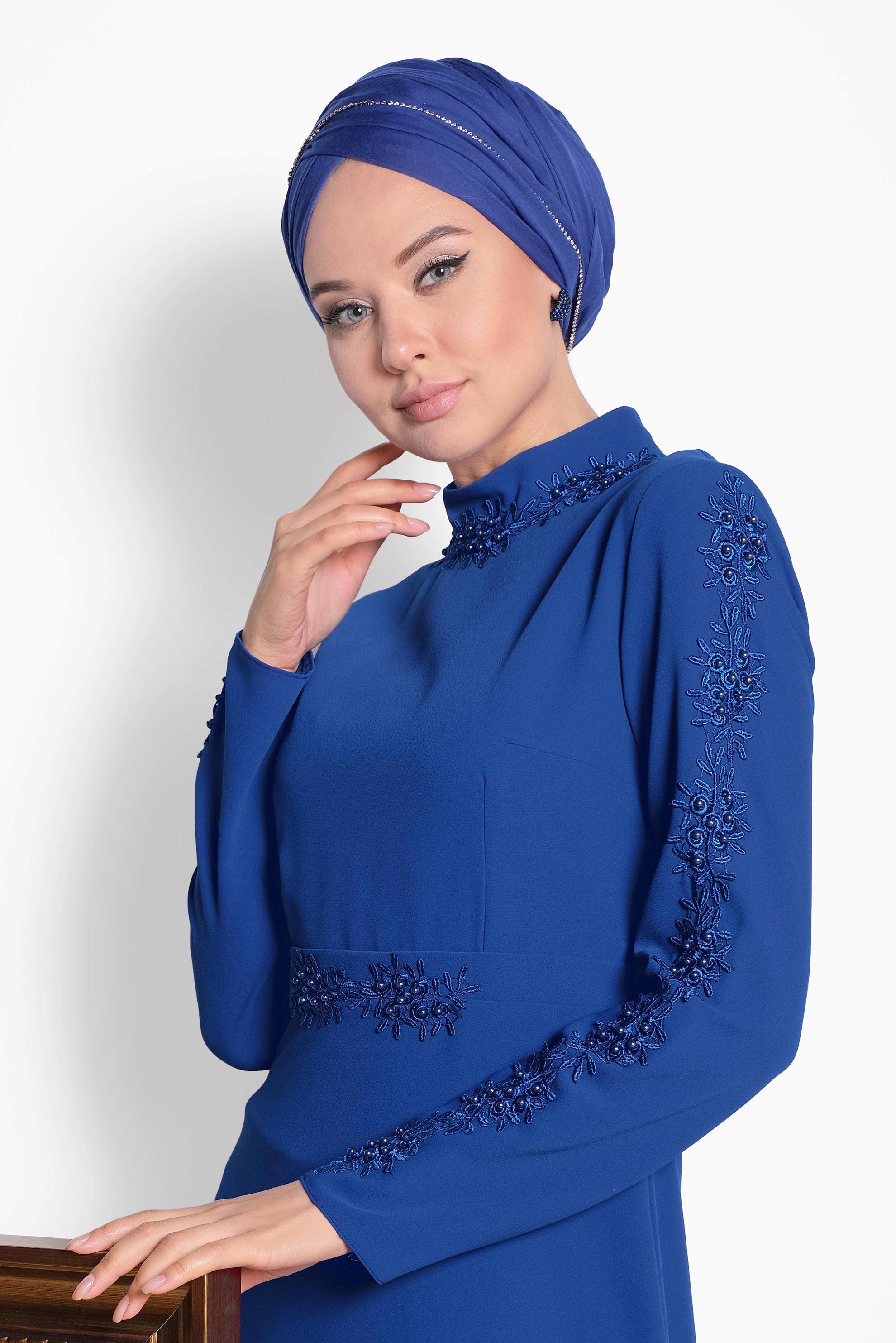 Tesettür giyim LACİVERT GÜPÜR VE BONCUK DETAYLI ELBİSE 4258