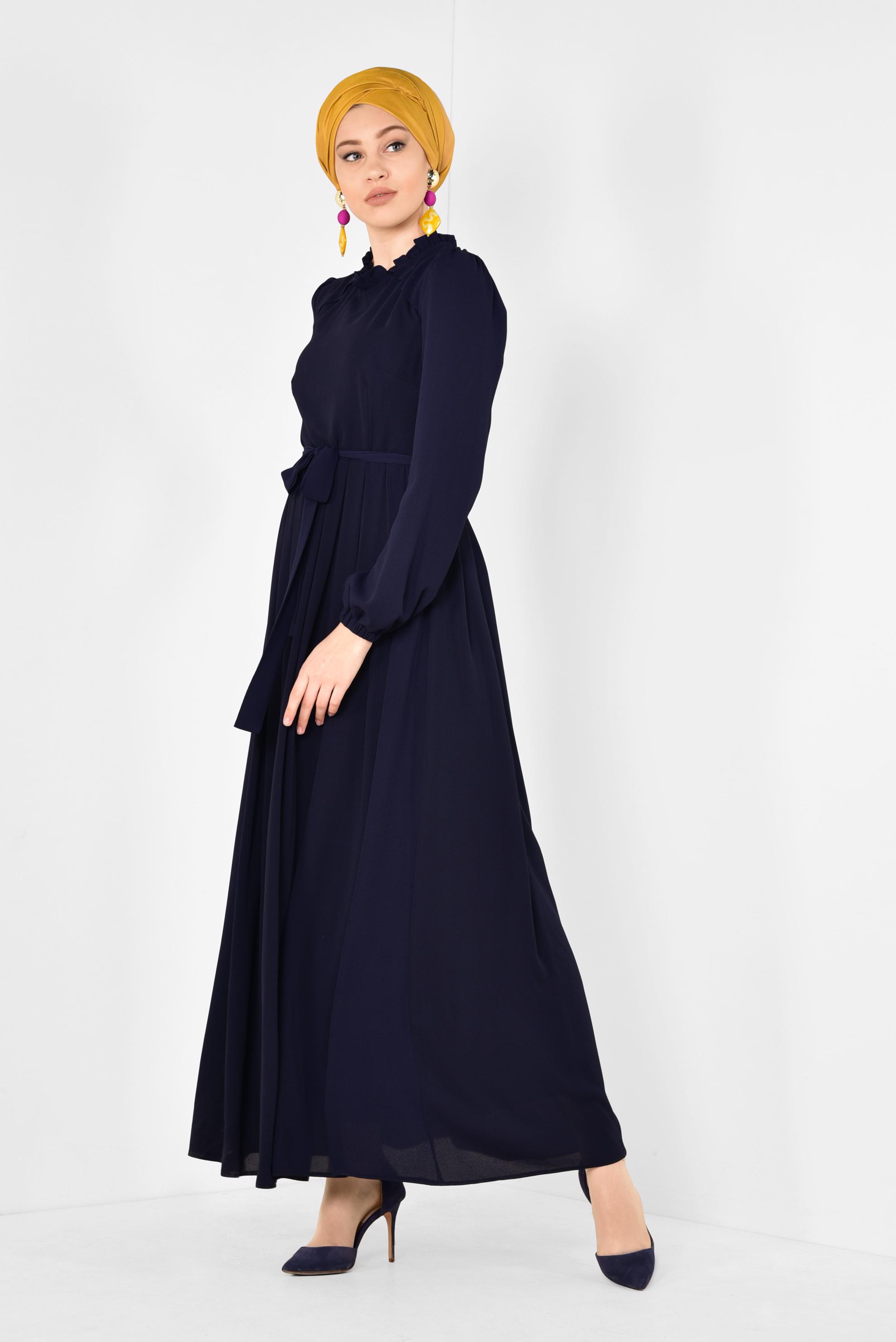Tesettür giyim LACİVERT PİLİSELİ KUŞAKLI ELBİSE 4261