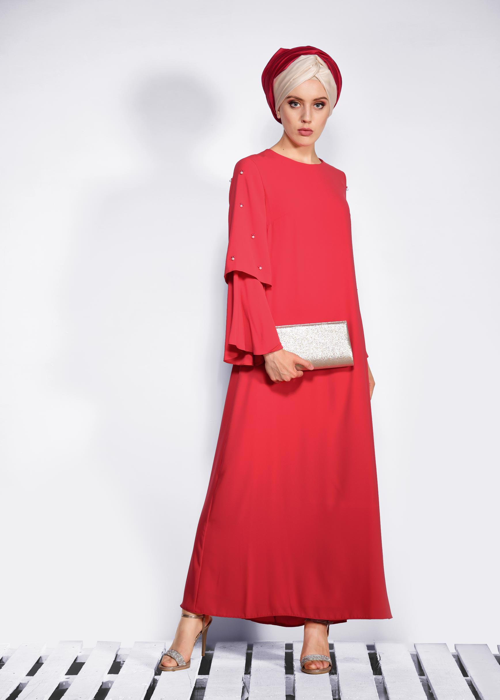 Tesettür giyim KIRMIZI GENİŞ KOLLU BONCUKLU SALAŞ ELBİSE 4310
