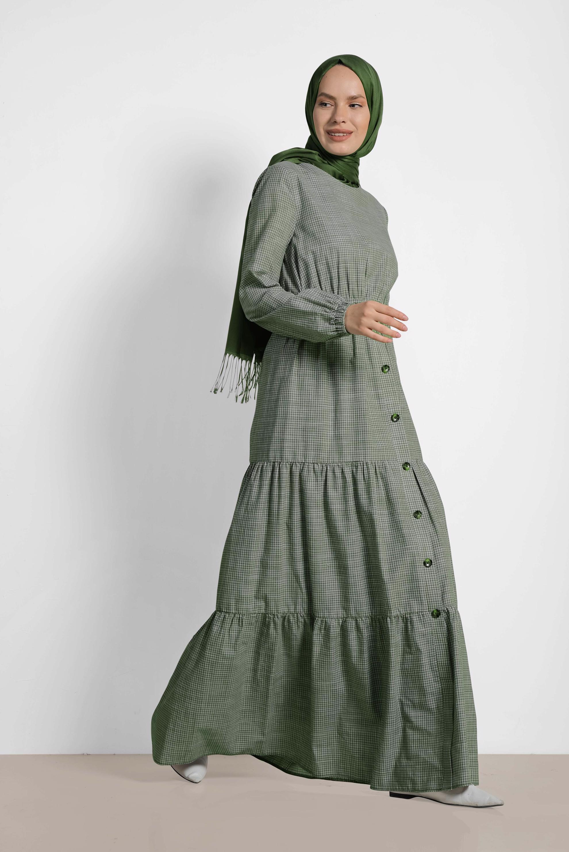 Tesettür giyim HAKİ ÖNDEN DÜĞMELİ BELİ KEMERLİ ELBİSE 4335