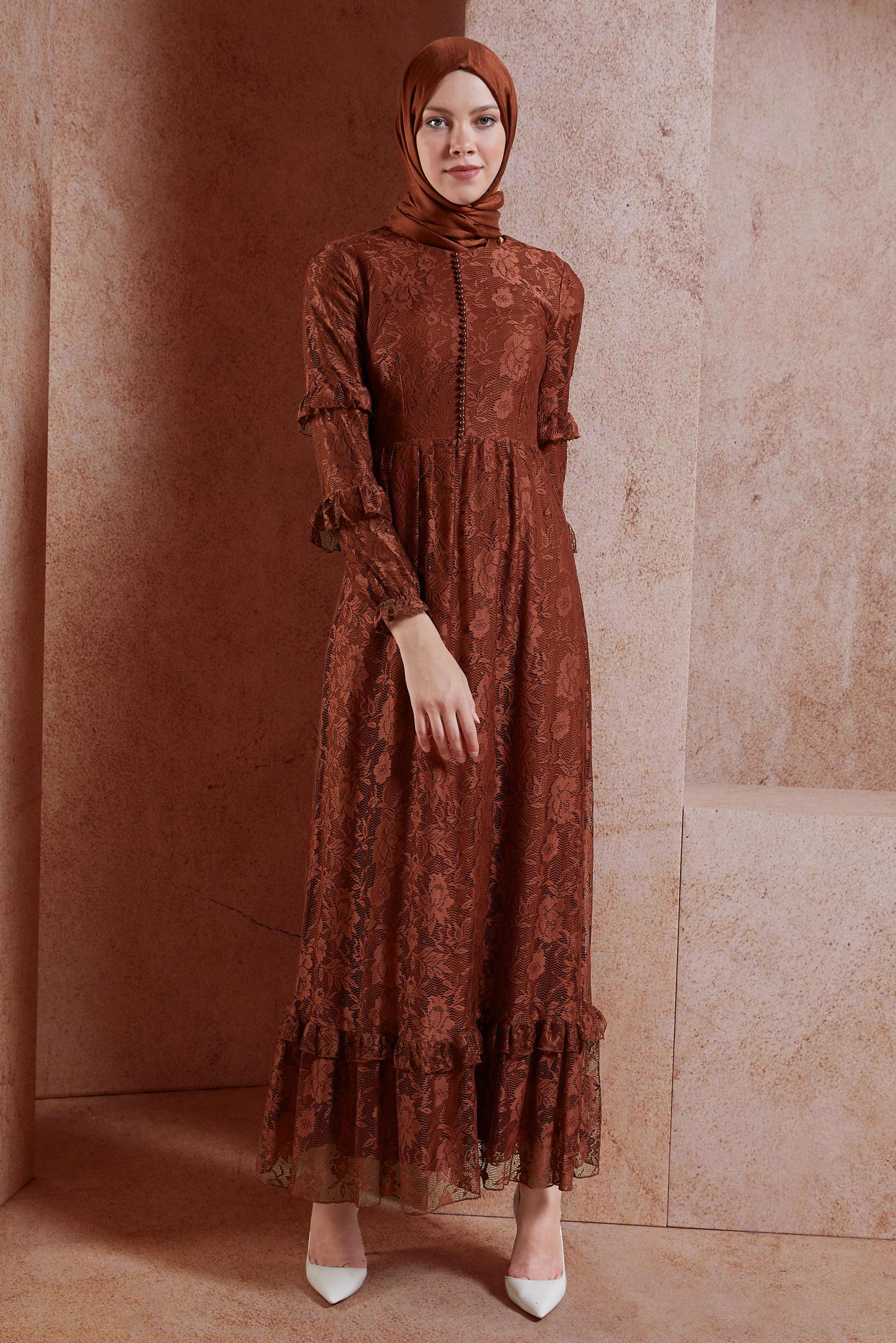 Tesettür giyim BORDO ETEK UCU VOLANLI DANTELLİ ELBİSE 4356