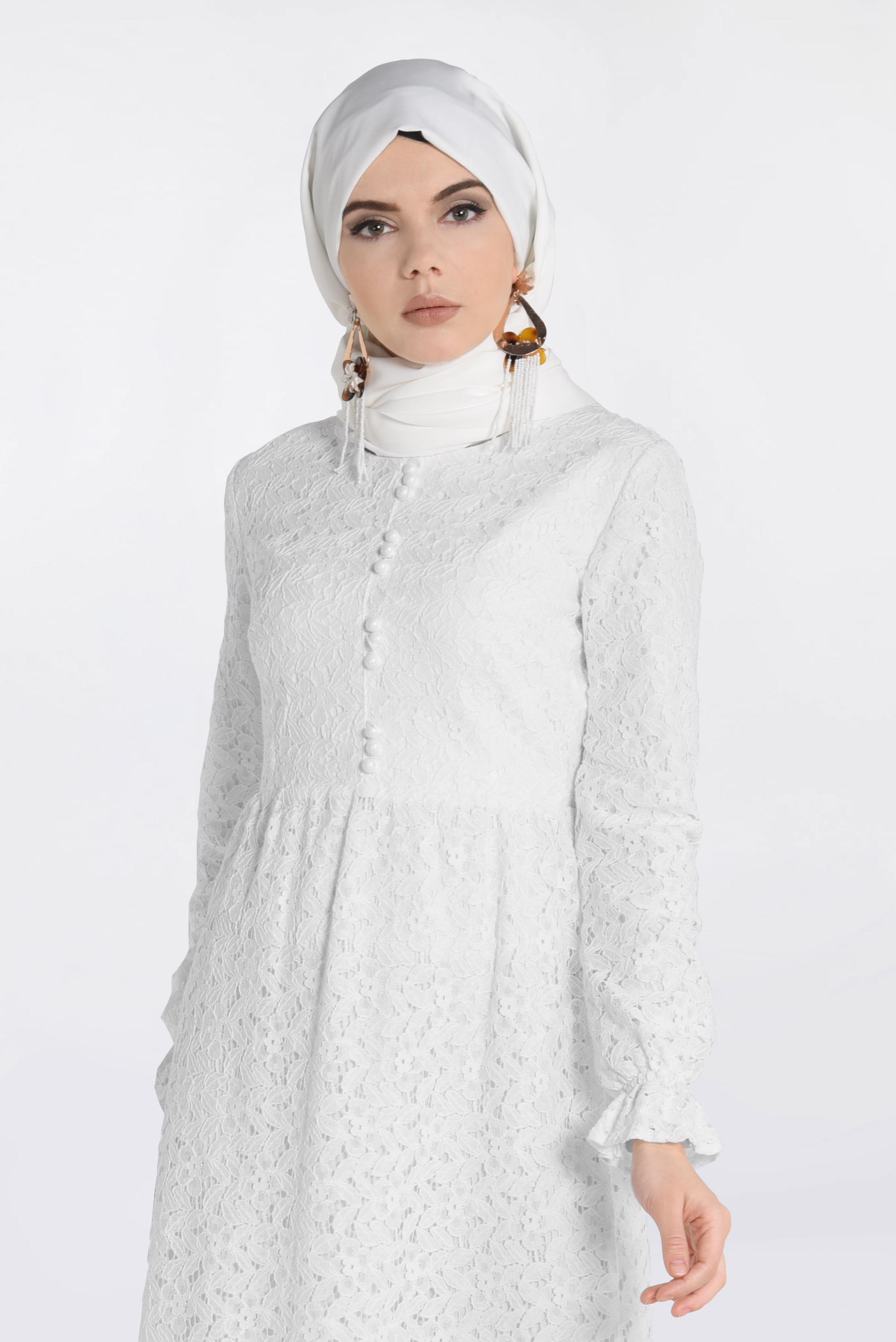 Tesettür giyim BEYAZ YUVARLAK YAKA DANTELLİ ELBİSE 4390