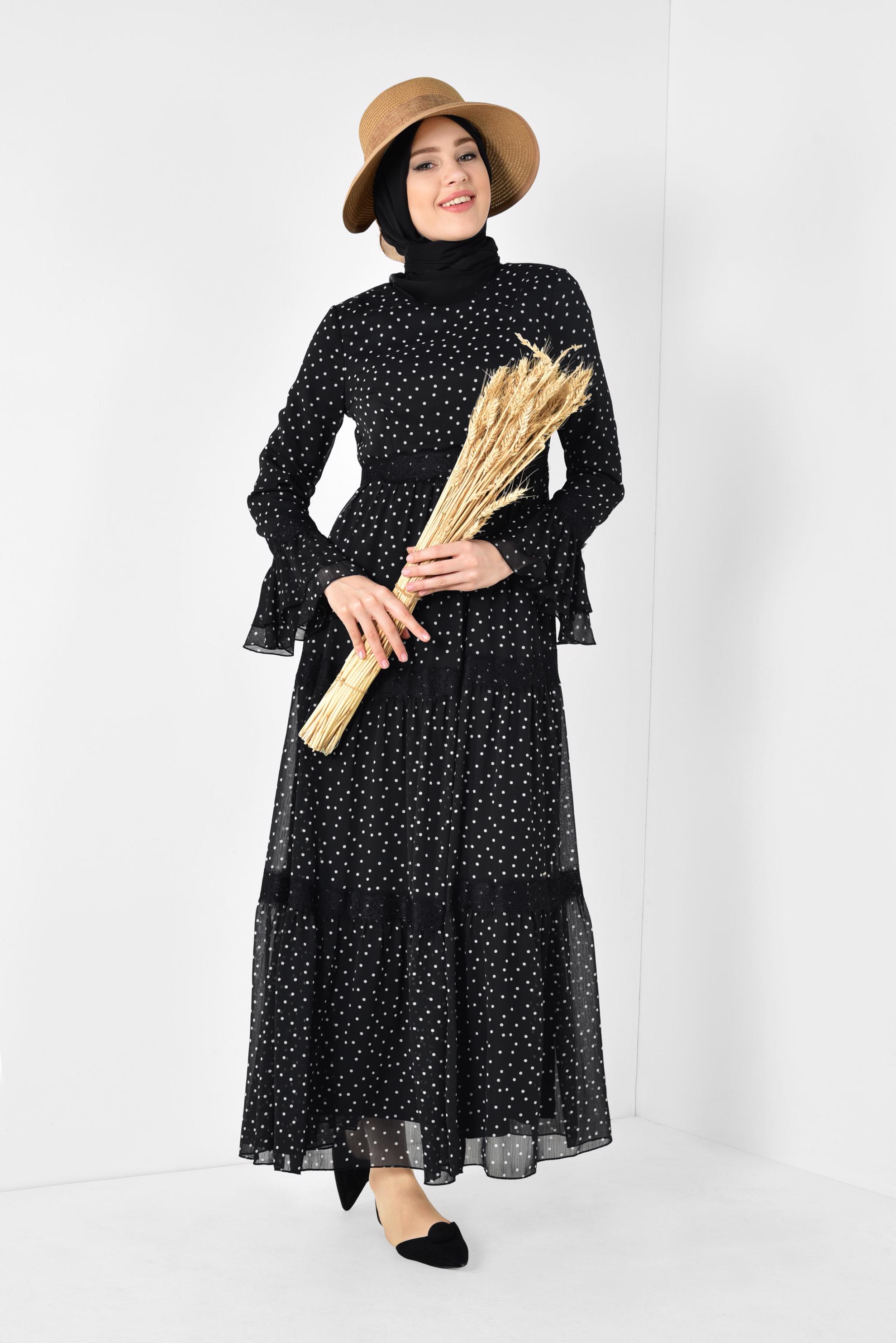 Tesettür giyim SİYAH DANTEL DETAYLI PUANTİYELİ ELBİSE  4392