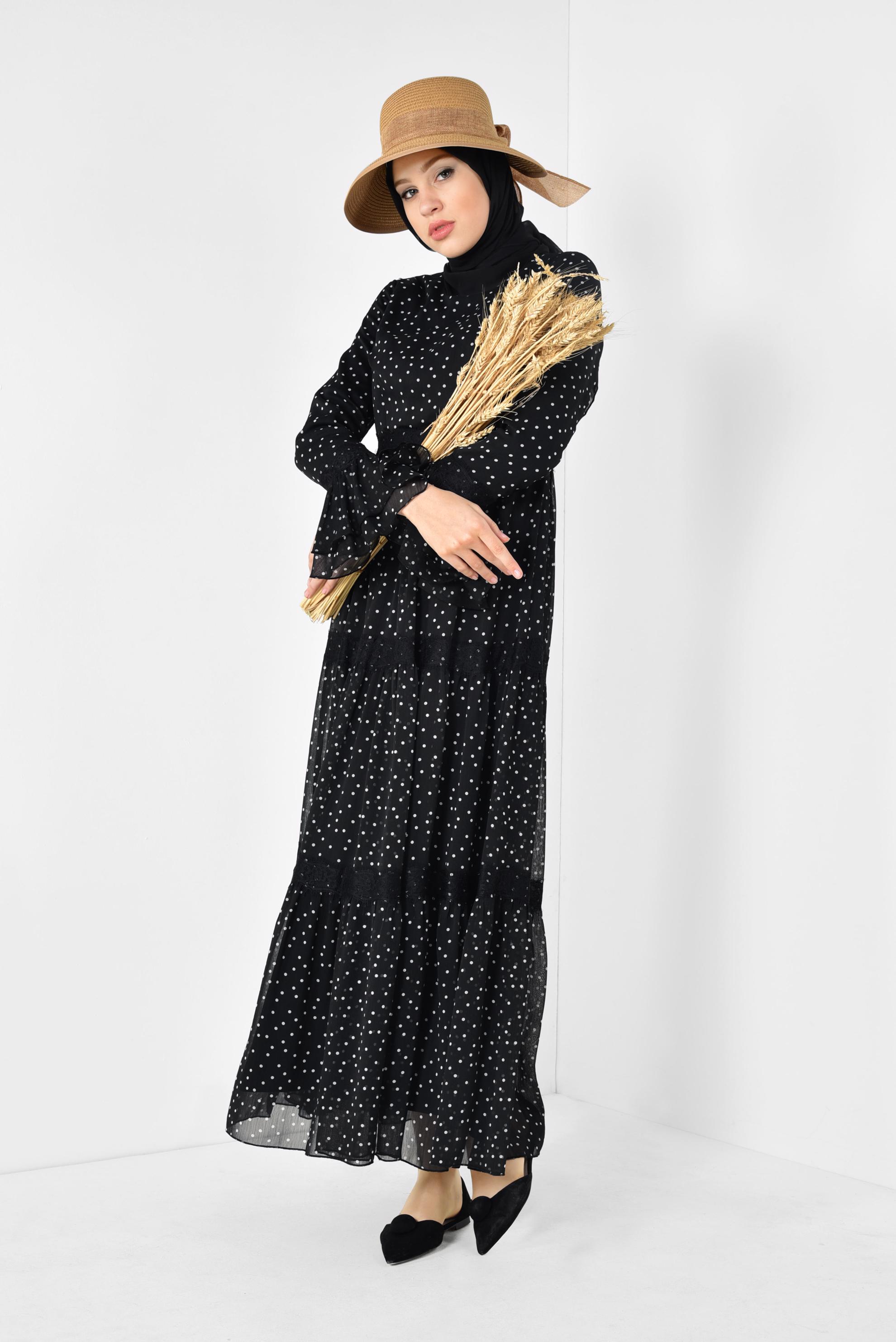 Tesettür giyim SİYAH DANTEL DETAYLI PUANTİYELİ ELBİSE  4392