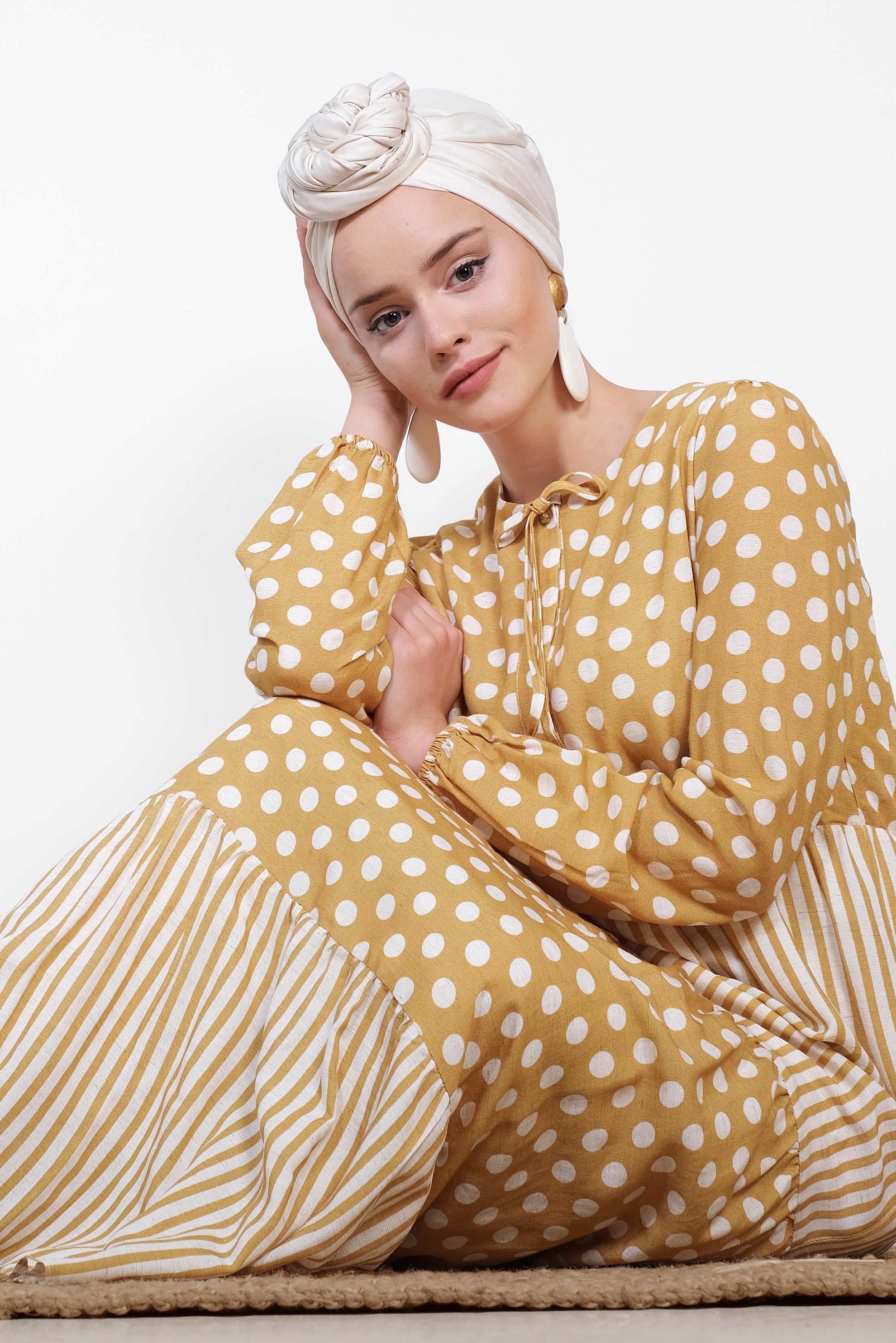 Tesettür giyim SARI PUANTİYE VE ÇİZGİ DESENLİ ELBİSE 4410