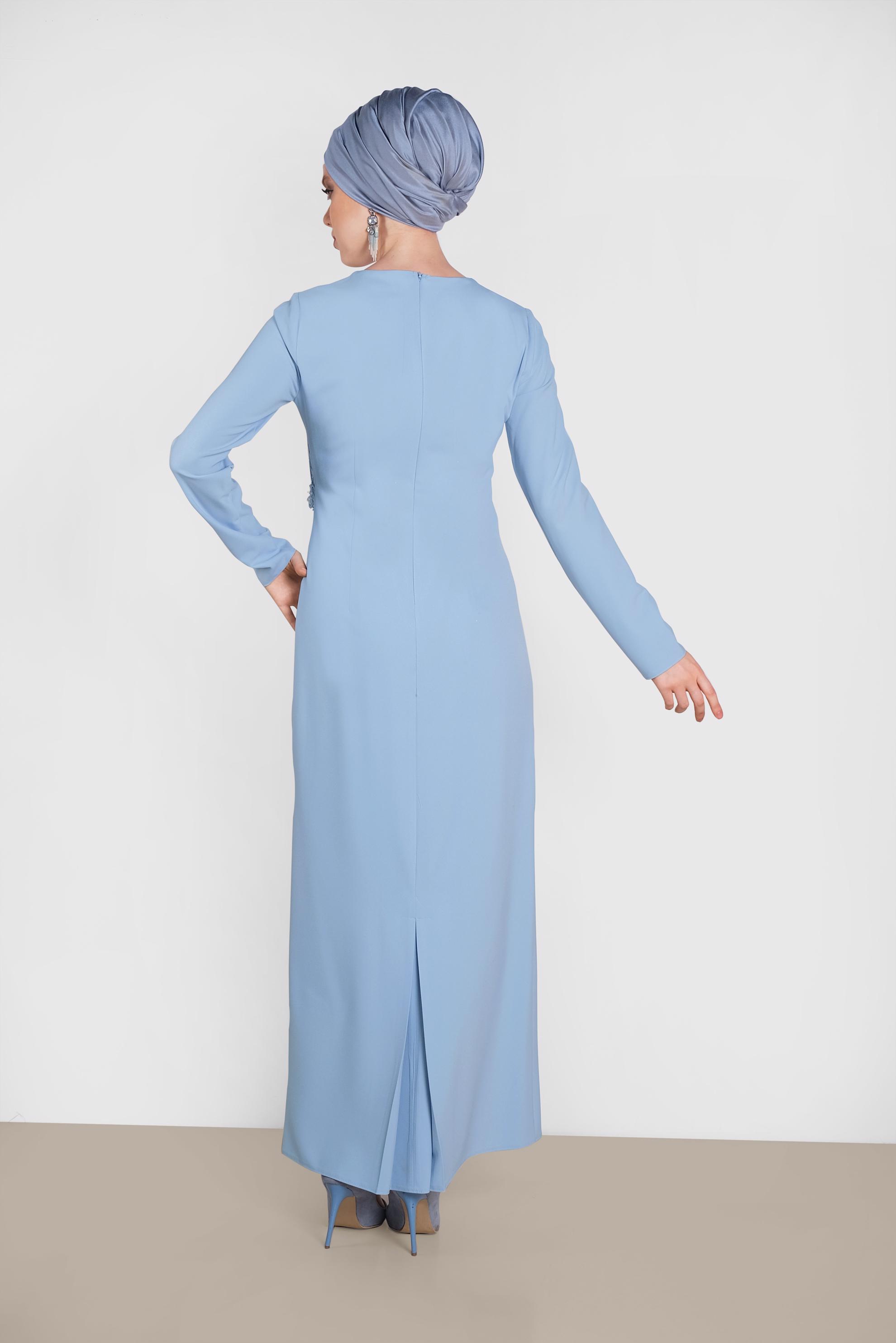 Tesettür giyim MAVİ GÜPÜRLÜ GİZLİ YIRTMAÇLI ELBİSE 4461