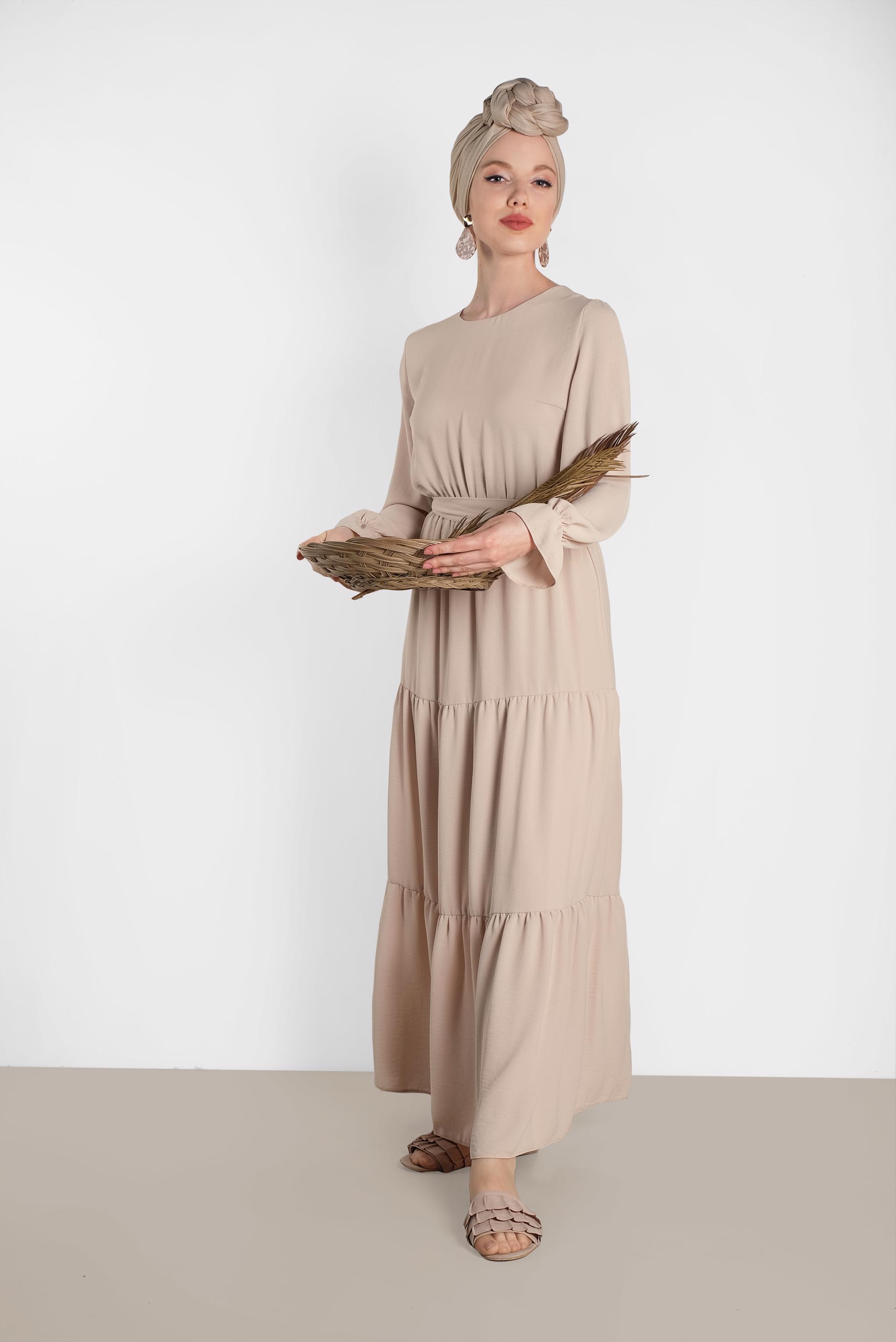 Tesettür giyim KUM  MANŞETLERİ LASTİKLİ BELİ KUŞAKLI ELBİSE 4488 