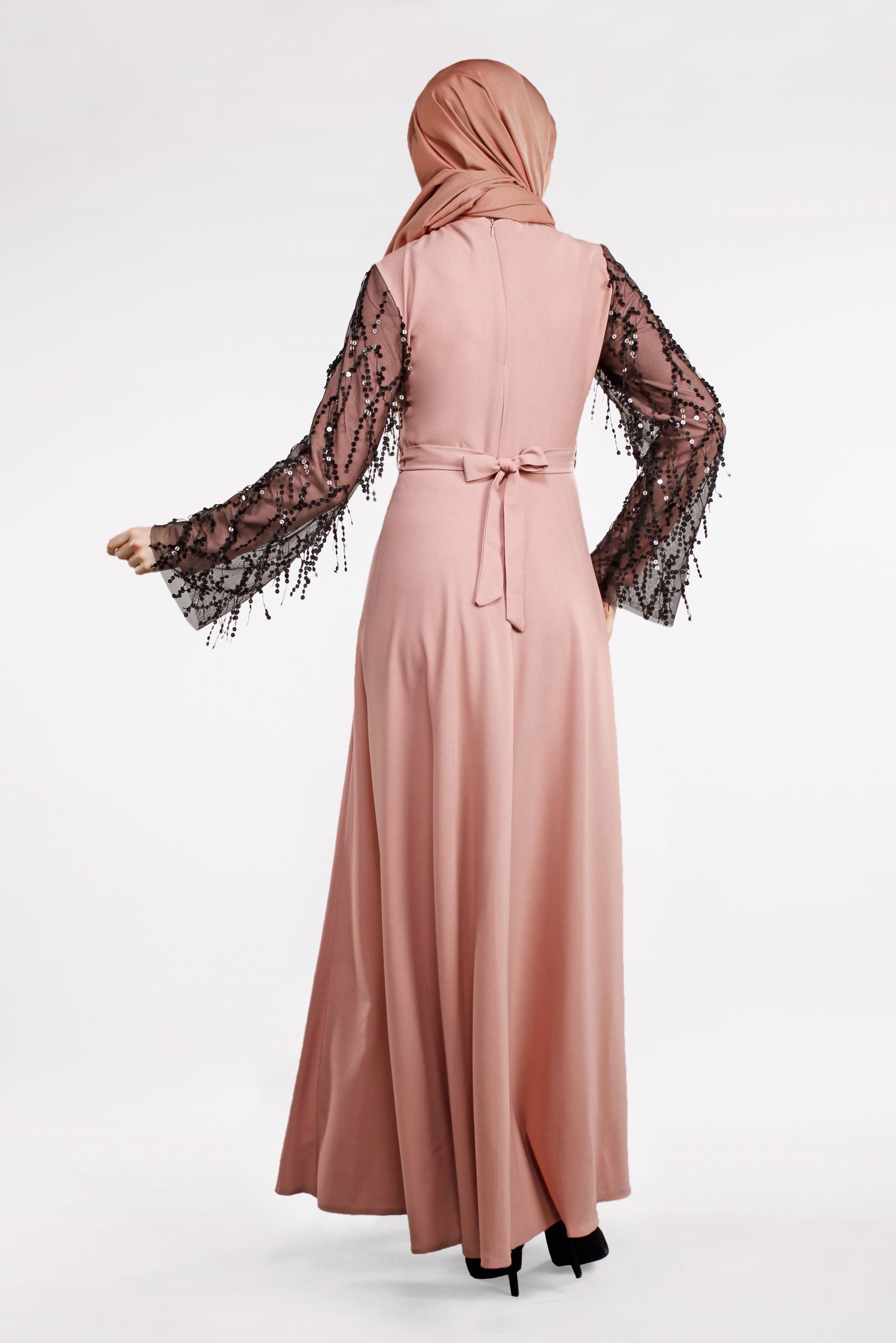 Tesettür giyim PUDRA KOLLARI PULLU BROŞLU ELBİSE 4501