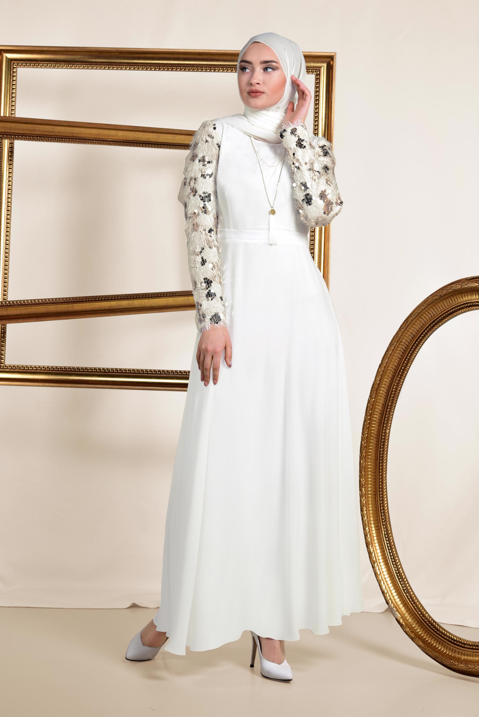 Tesettür giyim BEYAZ KOLLARI PUL PAYET VE SAÇAKLI ELBİSE 4891