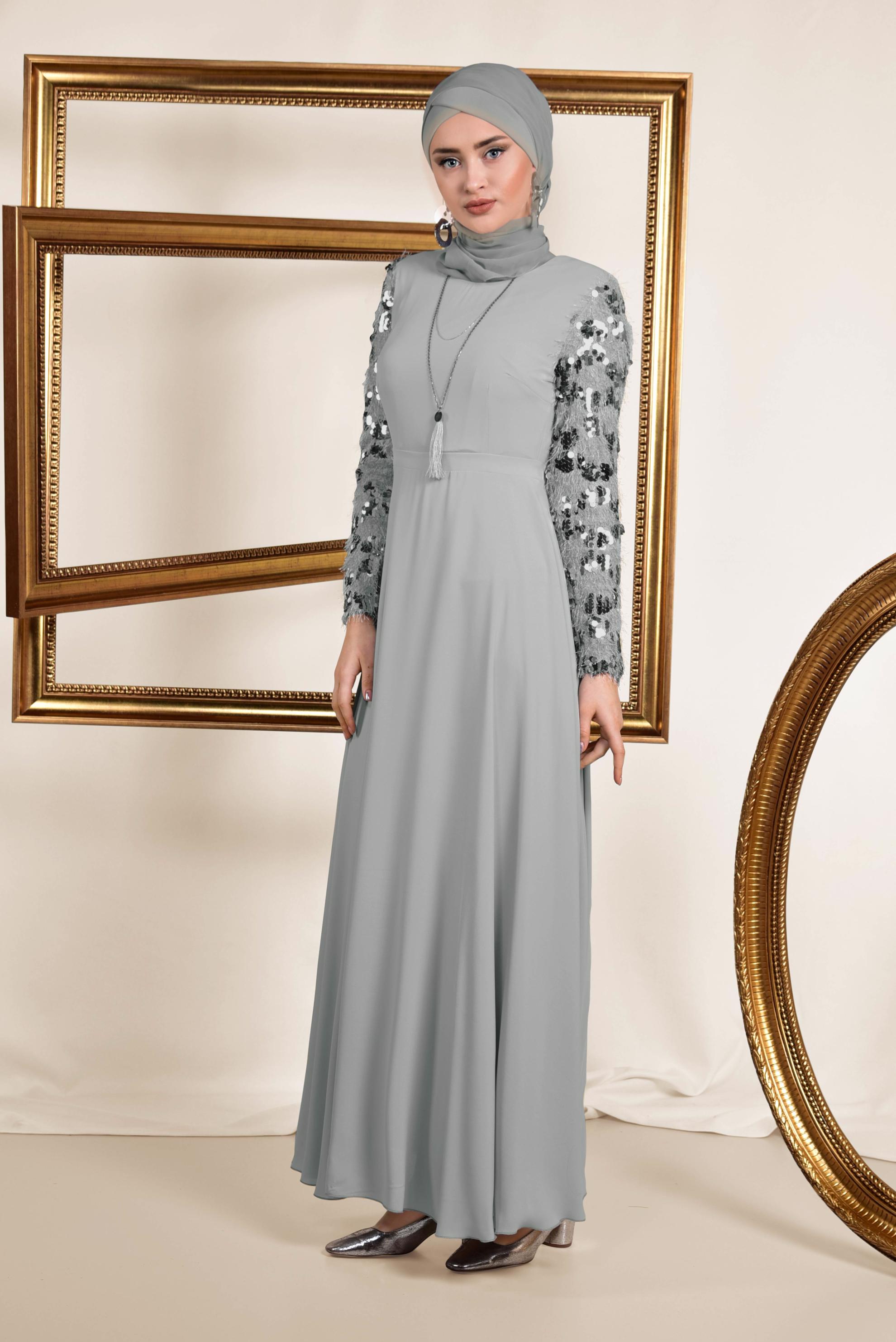 Tesettür giyim GRİ KOLLARI PUL PAYET VE SAÇAKLI ELBİSE 4891