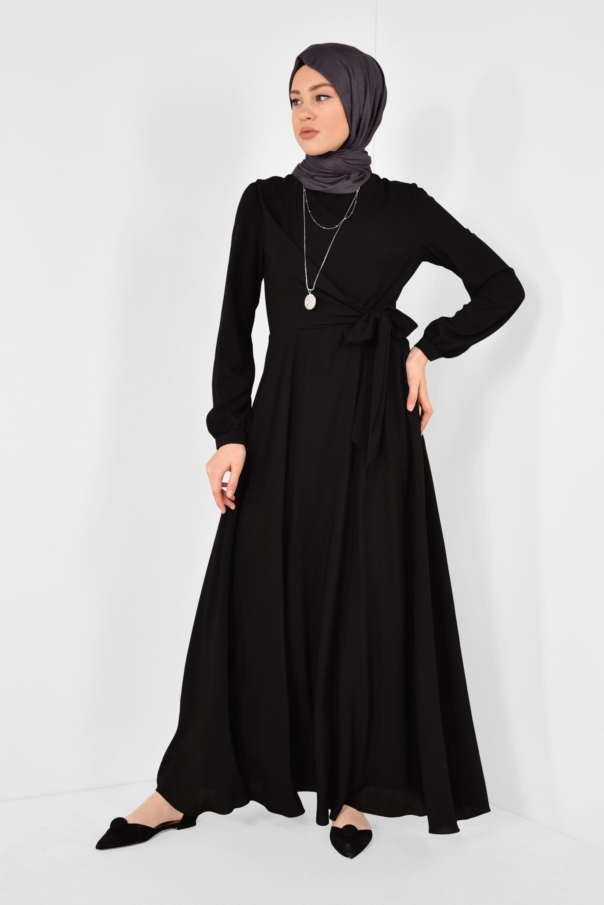 Tesettür giyim SİYAH KUŞAKLI KRUVAZE ELBİSE 4929 