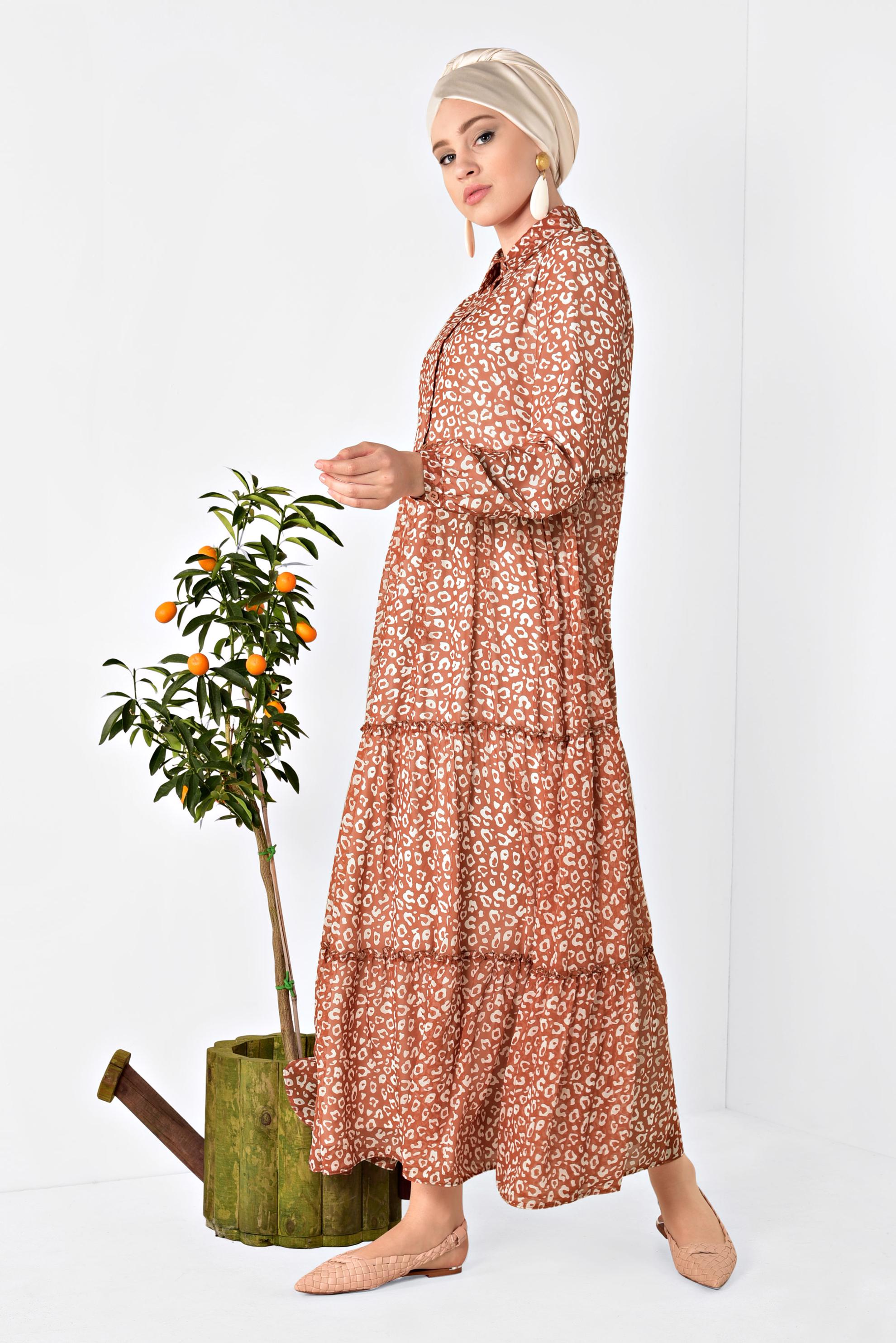 Tesettür giyim TURUNCU DESENLİ VE VOLANLI SALAŞ ELBİSE 4933