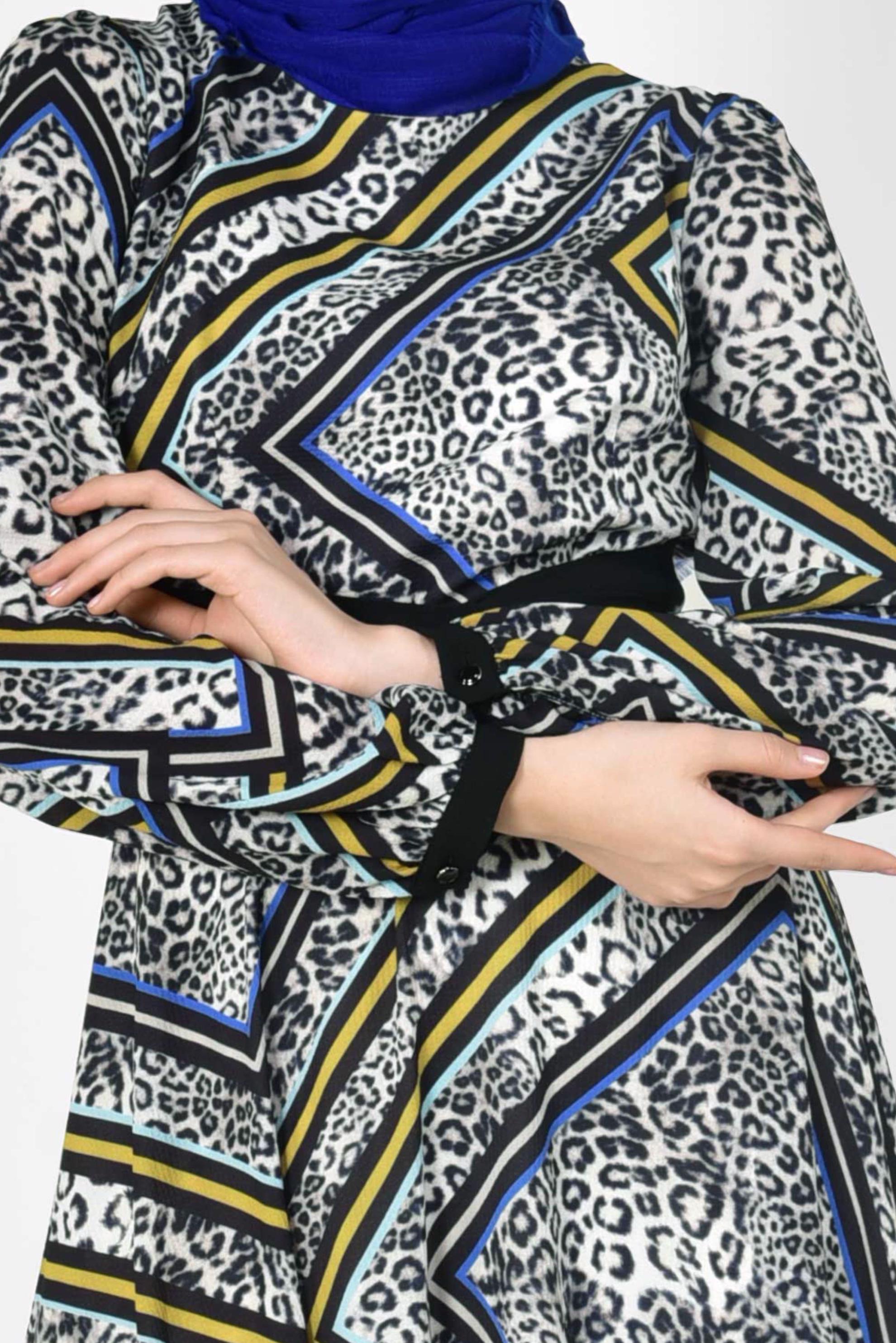 Tesettür giyim GRİ LEOPAR VE GRAFİK DESENLİ ELBİSE 4944