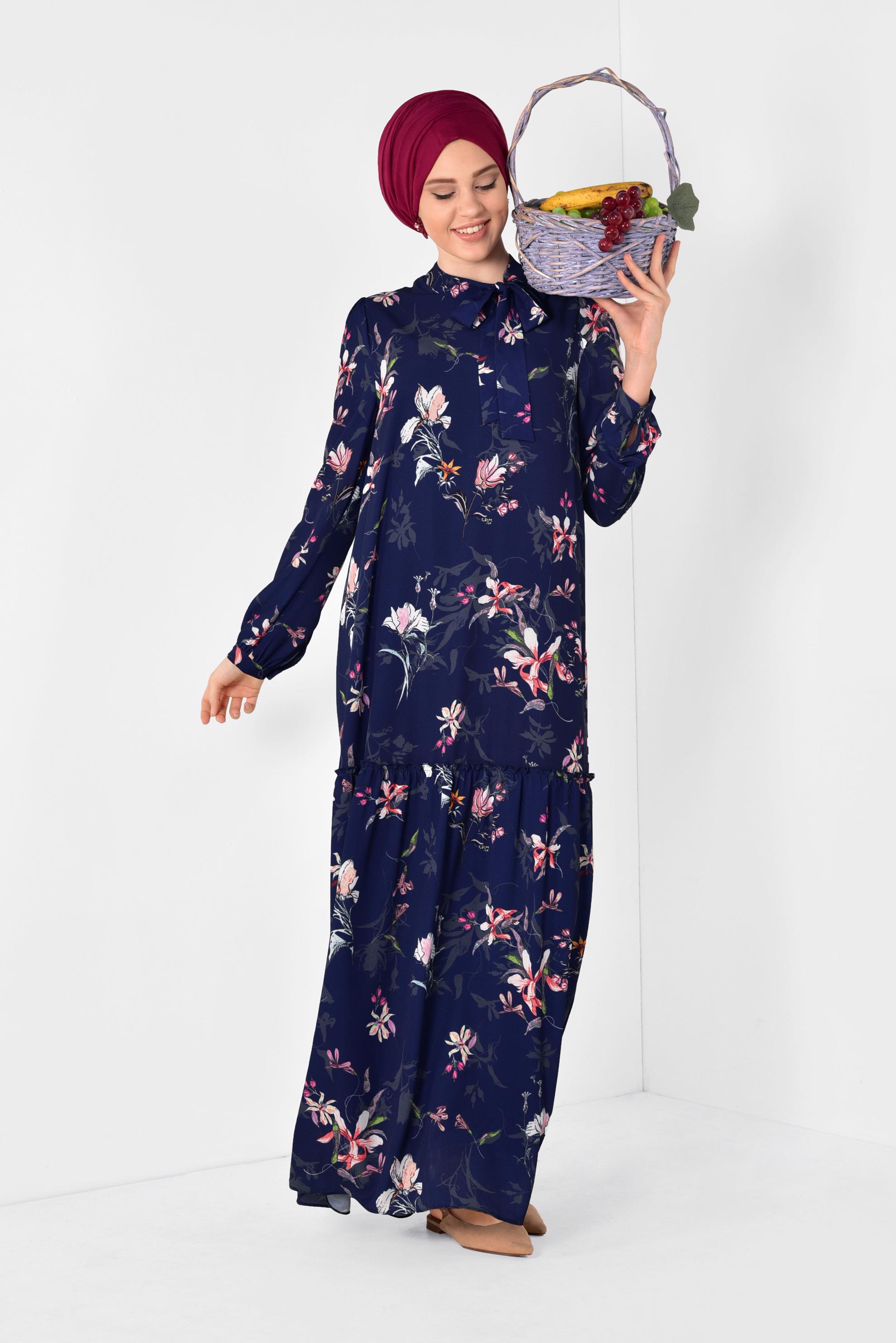 Tesettür giyim LACİVERT BOL KESİM ÇİÇEK DESENLİ ELBİSE 4947