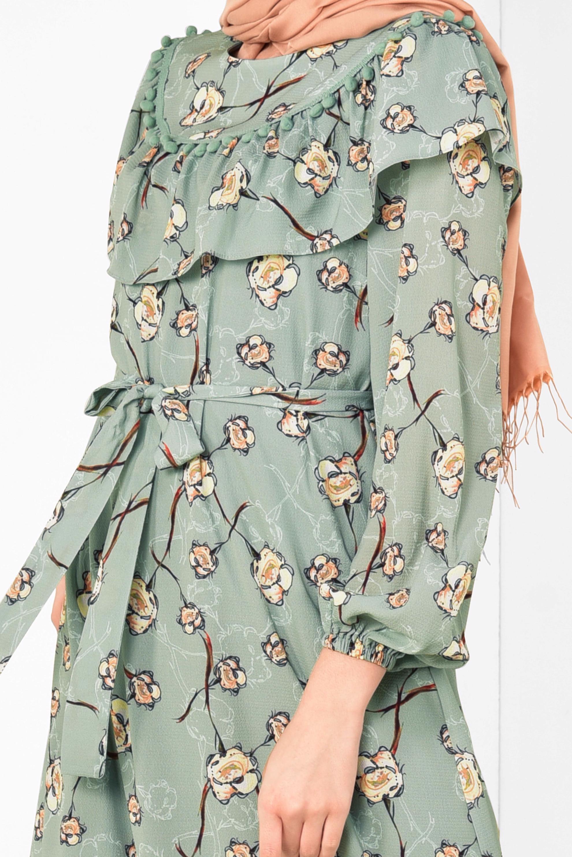 Tesettür giyim YEŞİL ÇİÇEK DESENLİ BELİ KUŞAKLI ELBİSE 4950