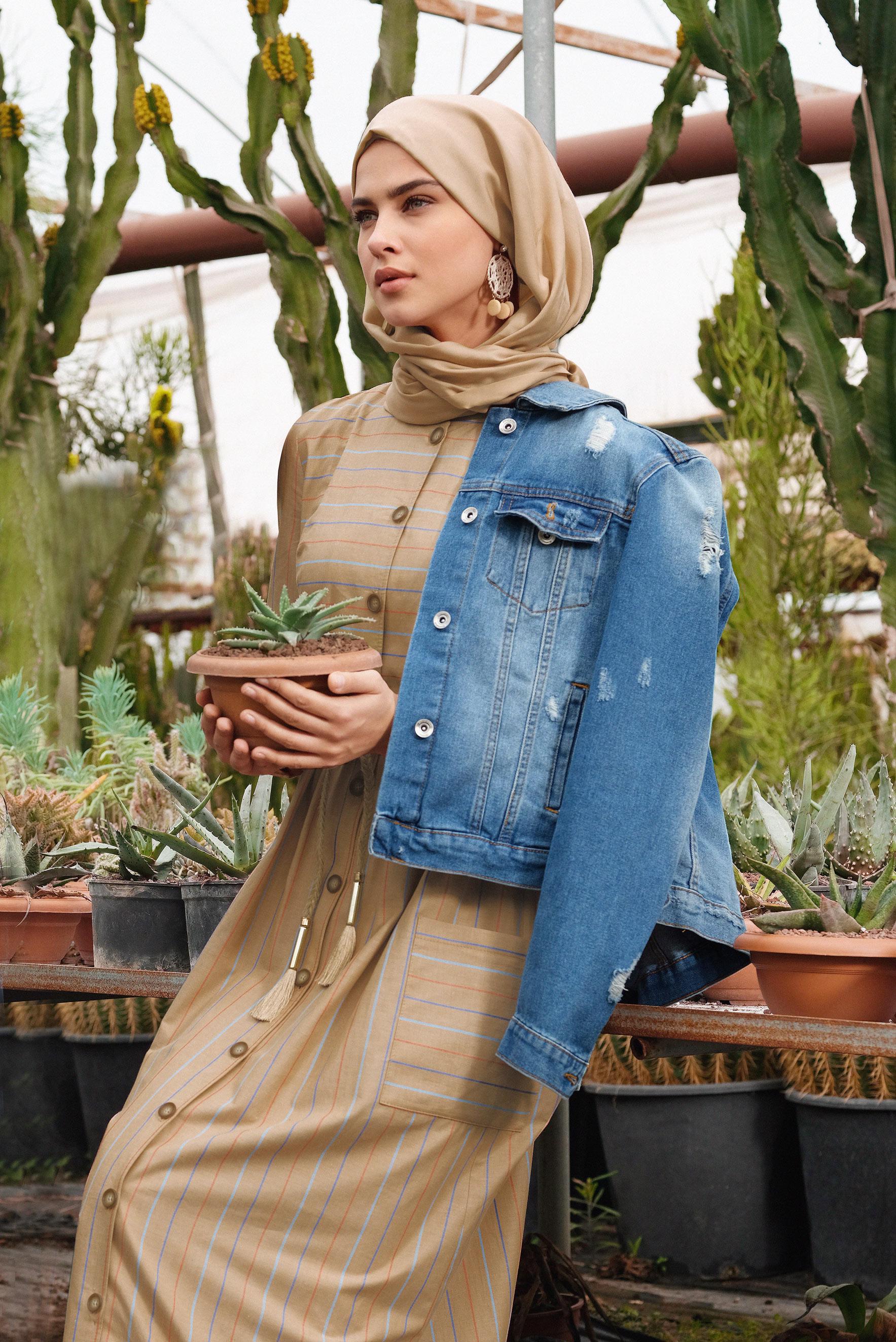 Tesettür giyim SARI ÇİZGİ DESENLİ ÖNDEN DÜĞMELİ ELBİSE 4991 