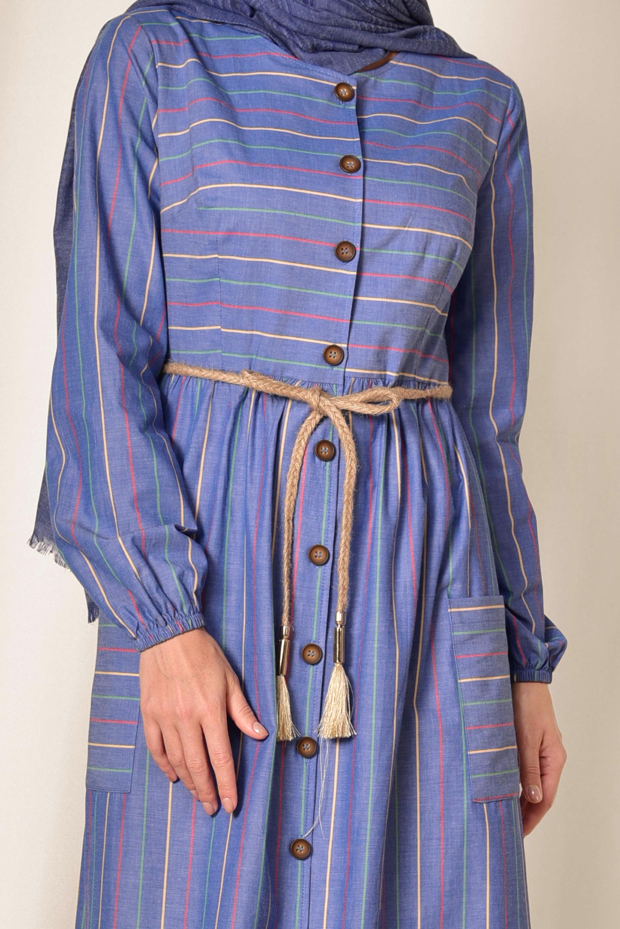 Tesettür giyim LACİVERT ÇİZGİ DESENLİ ÖNDEN DÜĞMELİ ELBİSE 4991