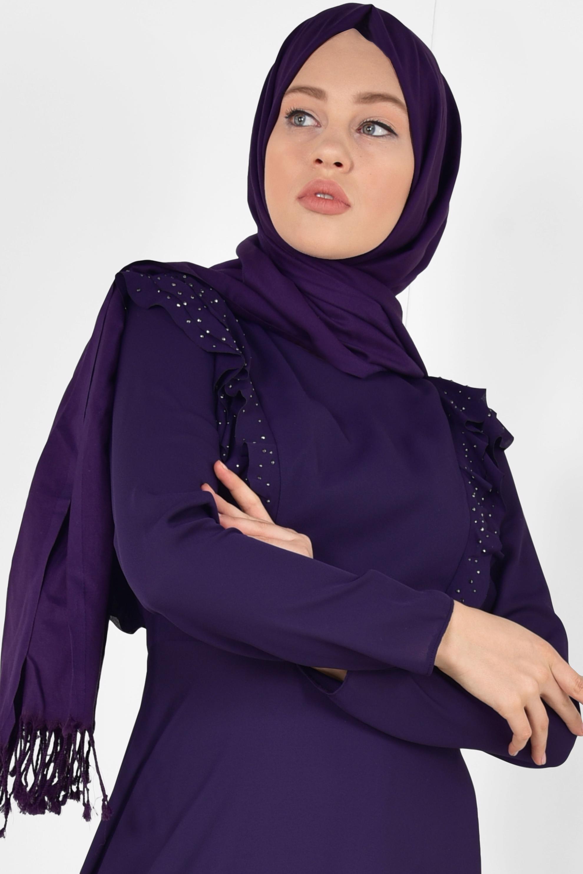 Tesettür giyim MOR VOLAN VE TAŞ DETAYLI ELBİSE 4996