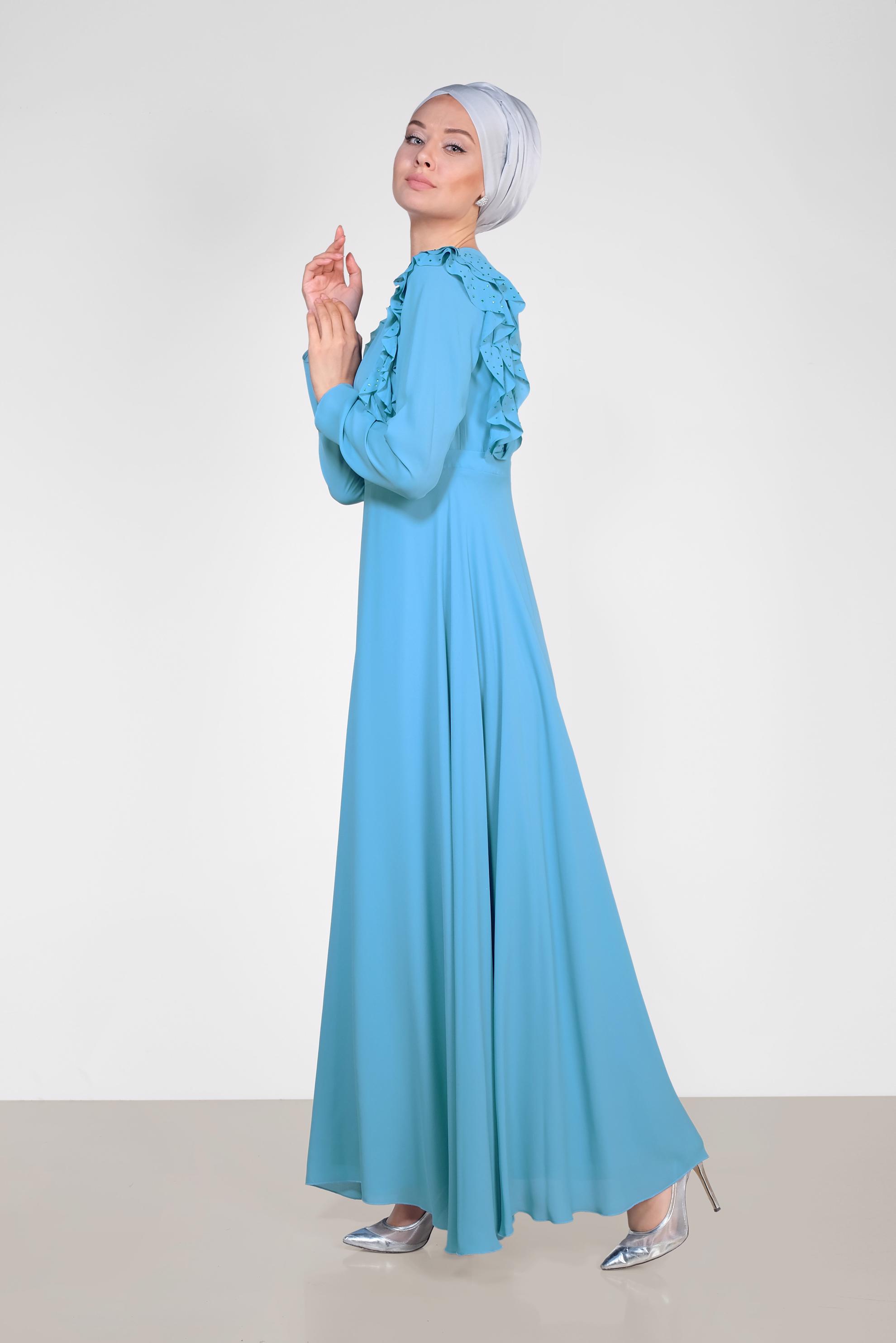 Tesettür giyim MAVİ VOLAN VE TAŞ DETAYLI ELBİSE 4996