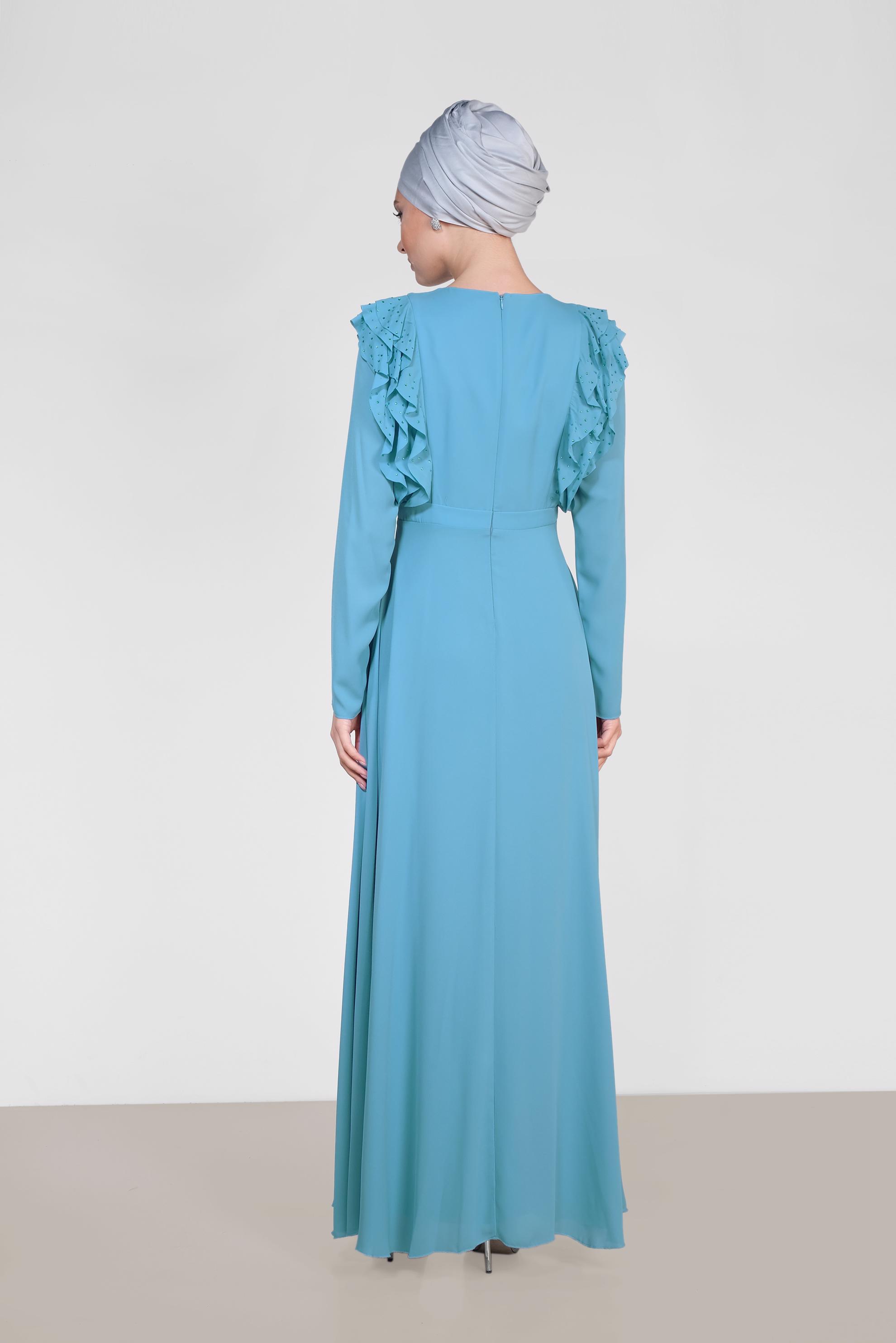 Tesettür giyim MAVİ VOLAN VE TAŞ DETAYLI ELBİSE 4996