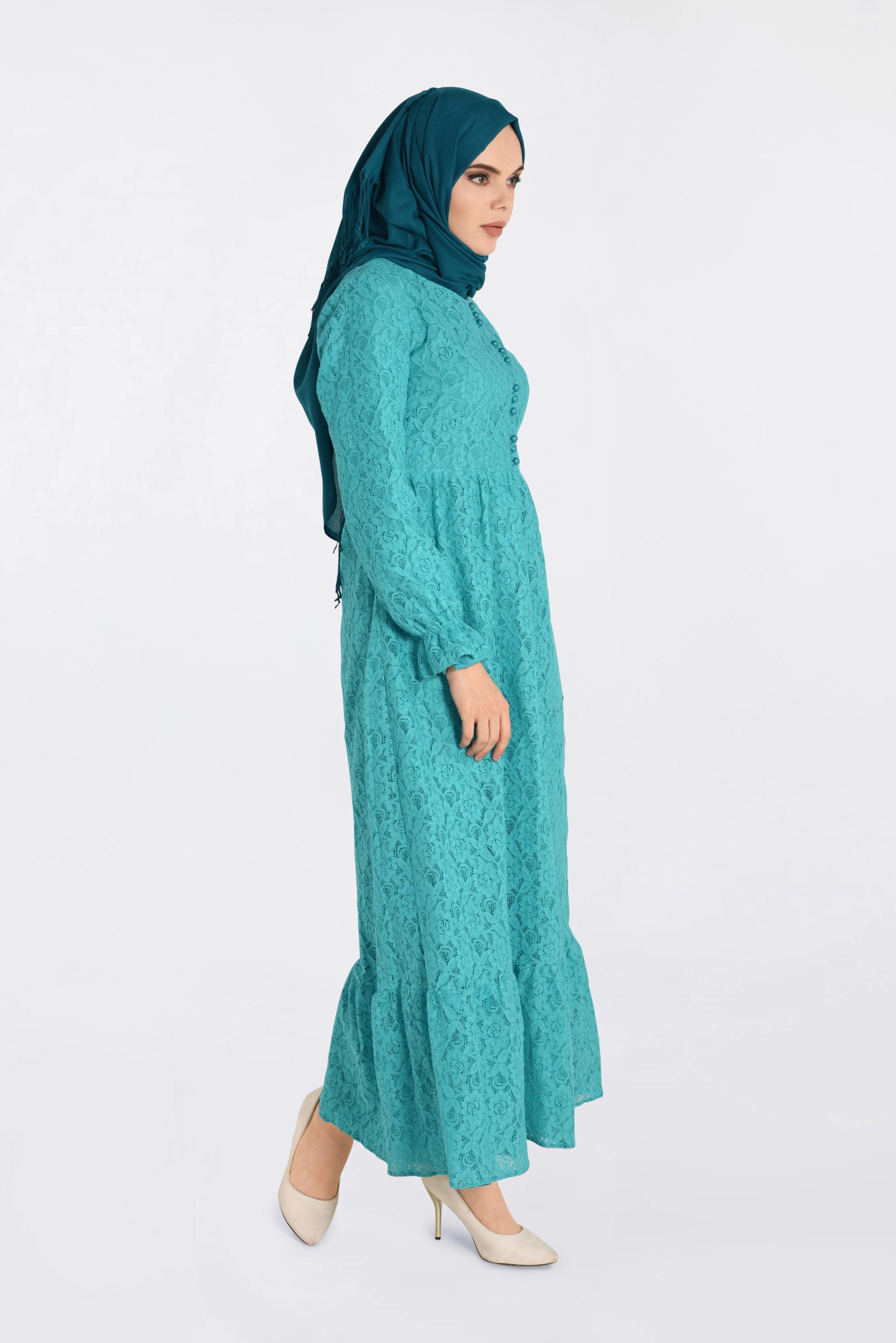 Tesettür giyim MAVİ DANTELLİ DÜĞME DETAYLI ELBİSE 4390-1