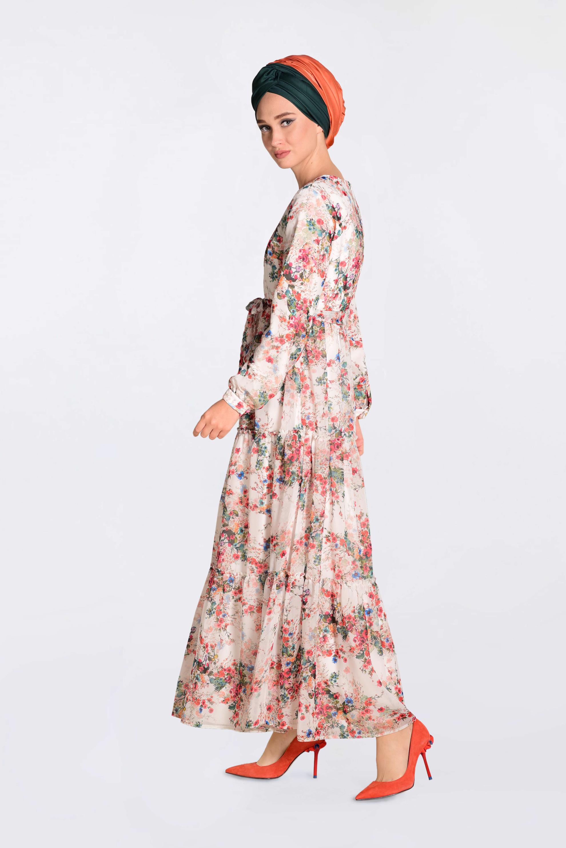 Tesettür giyim BEJ FLORAL DESENLİ KUŞAKLI ELBİSE 4393-1