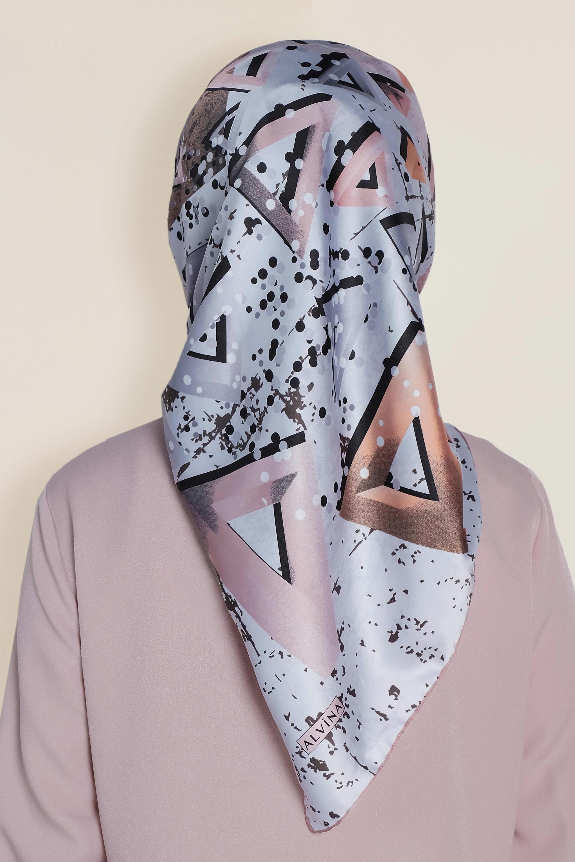 Tesettür giyim MAVİ 12188-1 ALVİNA DESENLİ EŞARP