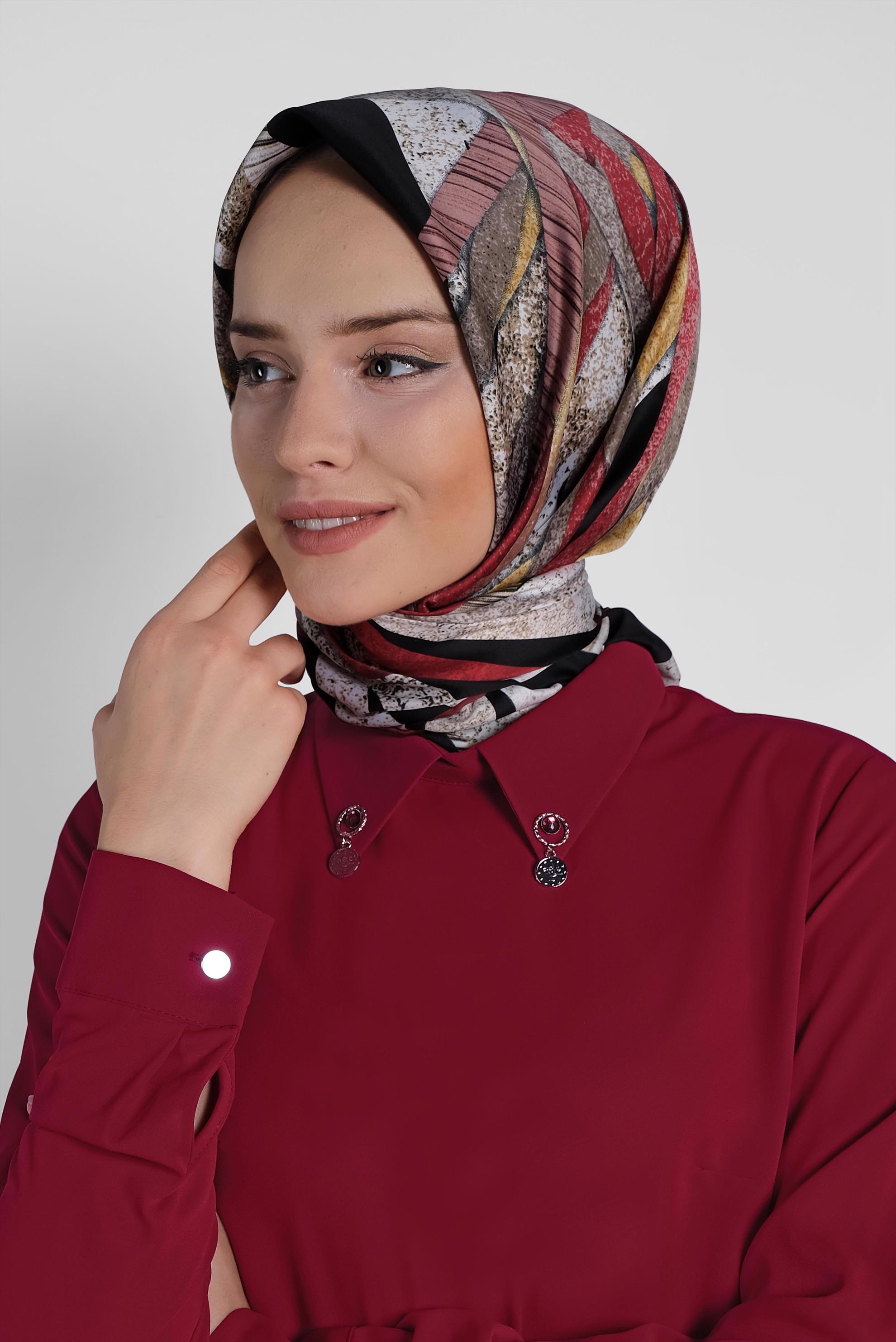 Tesettür giyim SİYAH 13309-1 ALVİNA DESENLİ EŞARP