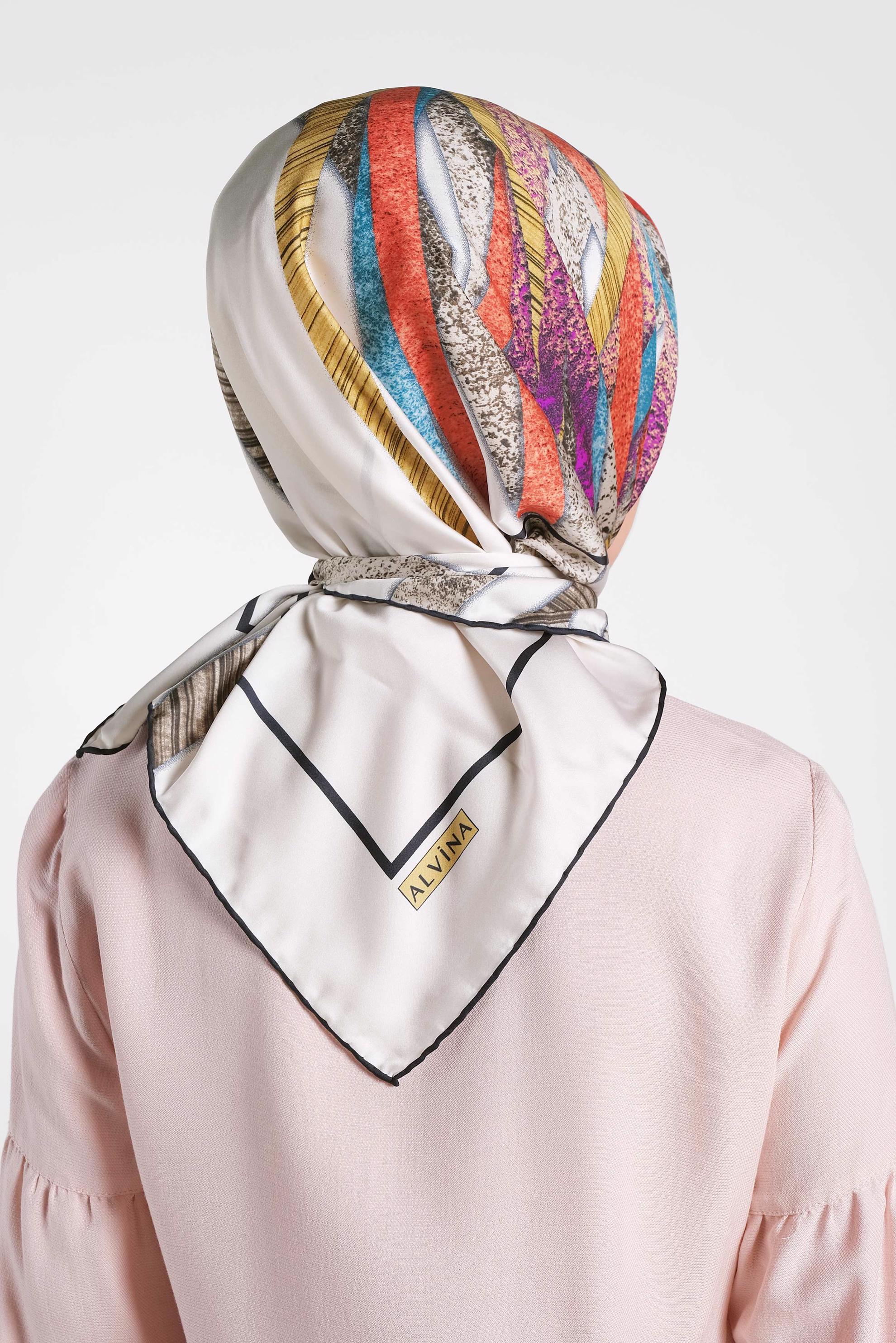 Tesettür giyim BEYAZ 13309-1 ALVİNA DESENLİ EŞARP