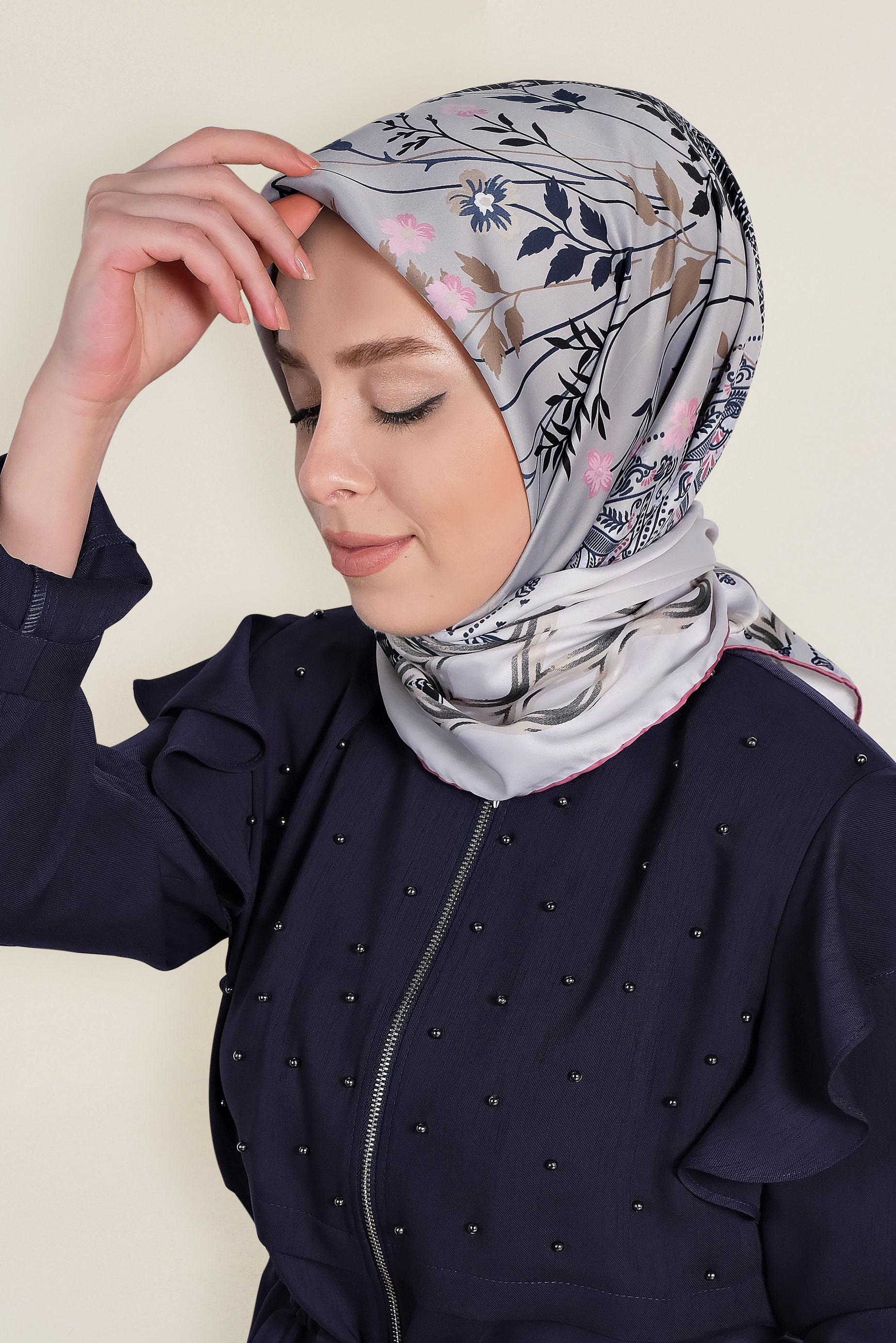 Tesettür giyim MAVİ 13310-1 ALVİNA DESENLİ EŞARP