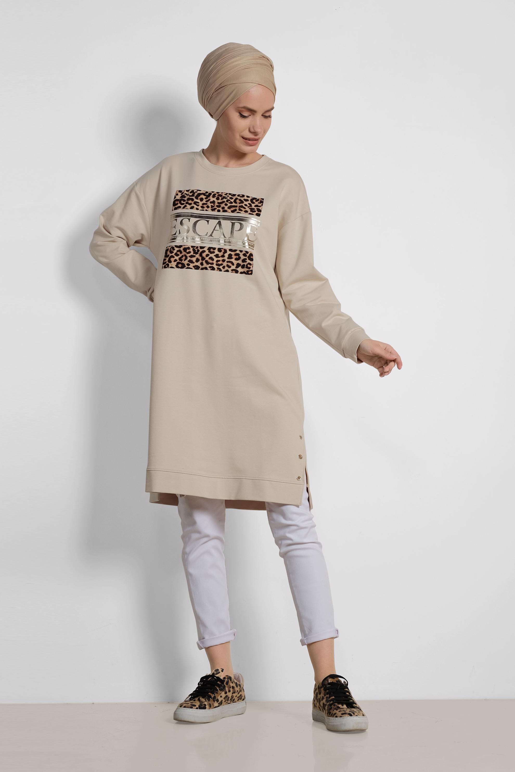 Tesettür giyim BEJ LEOPAR DESENİ DETAYLI PAMUKLU TUNİK 4038
