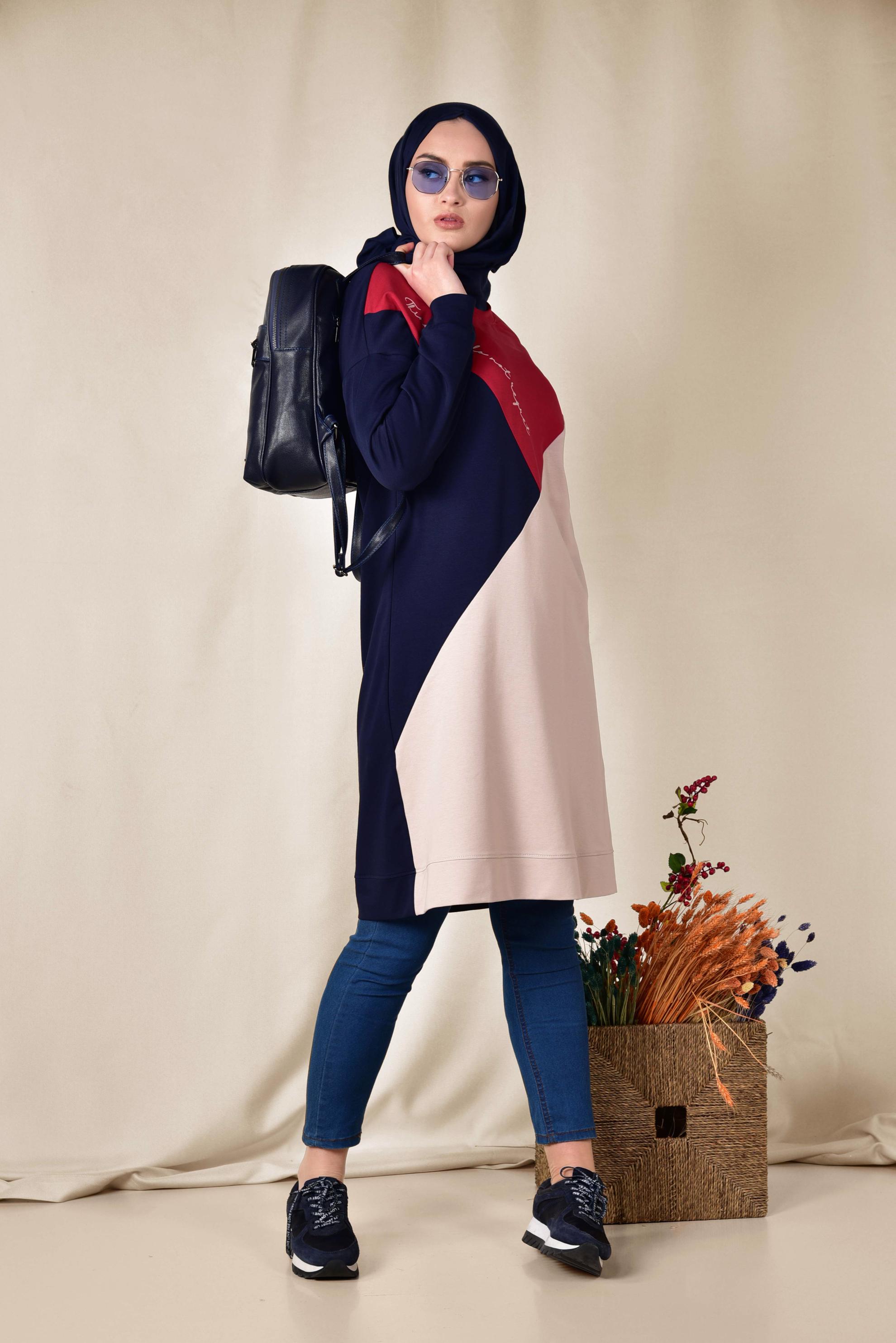 Tesettür giyim LACİVERT YAZI DETAYLI 3 RENKLİ EŞOFMAN TUNİK 4043