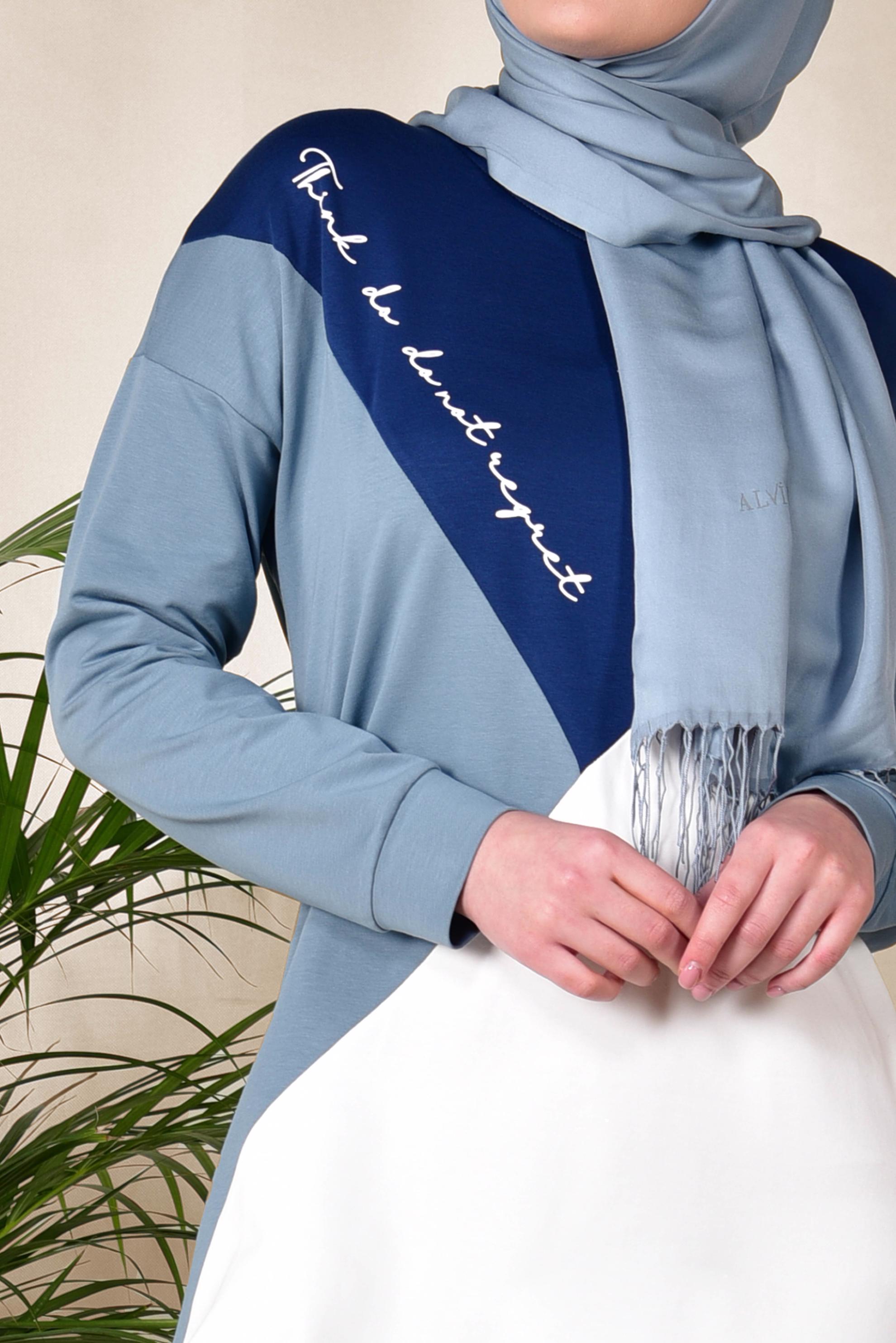 Tesettür giyim MAVİ YAZI DETAYLI 3 RENKLİ EŞOFMAN TUNİK 4043