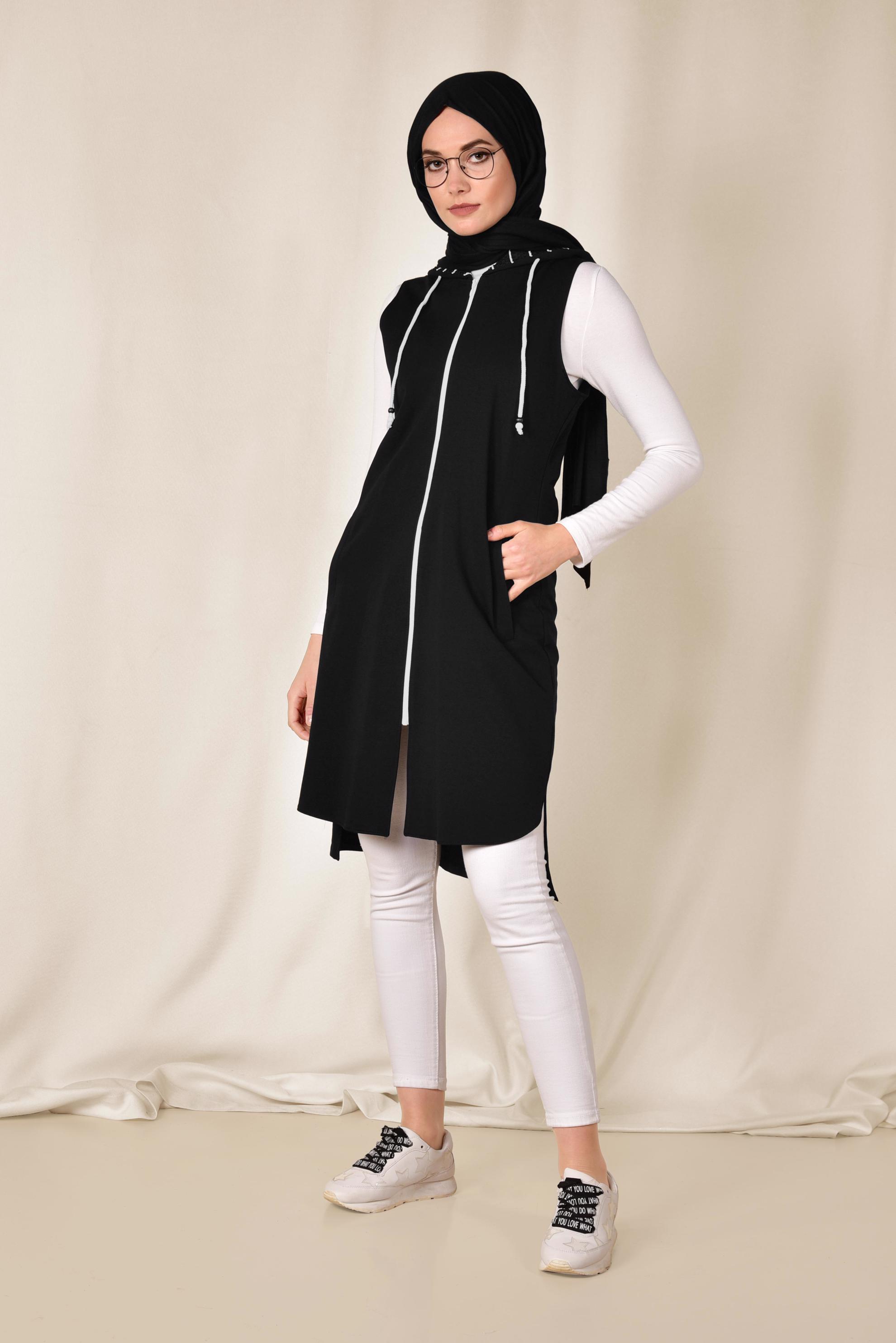 Tesettür giyim SİYAH FERMUARLI VE KAPÜŞONLU SPOR YELEK 4046 