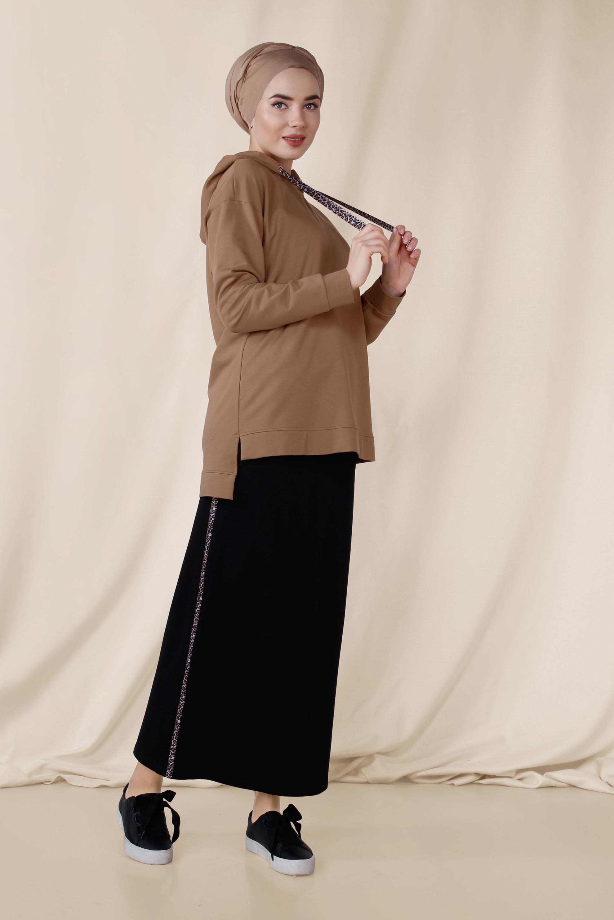 Tesettür giyim TABA LEOPAR DESEN ŞERİTLİ ETEKLİ EŞOFMAN TAKIMI 4068 